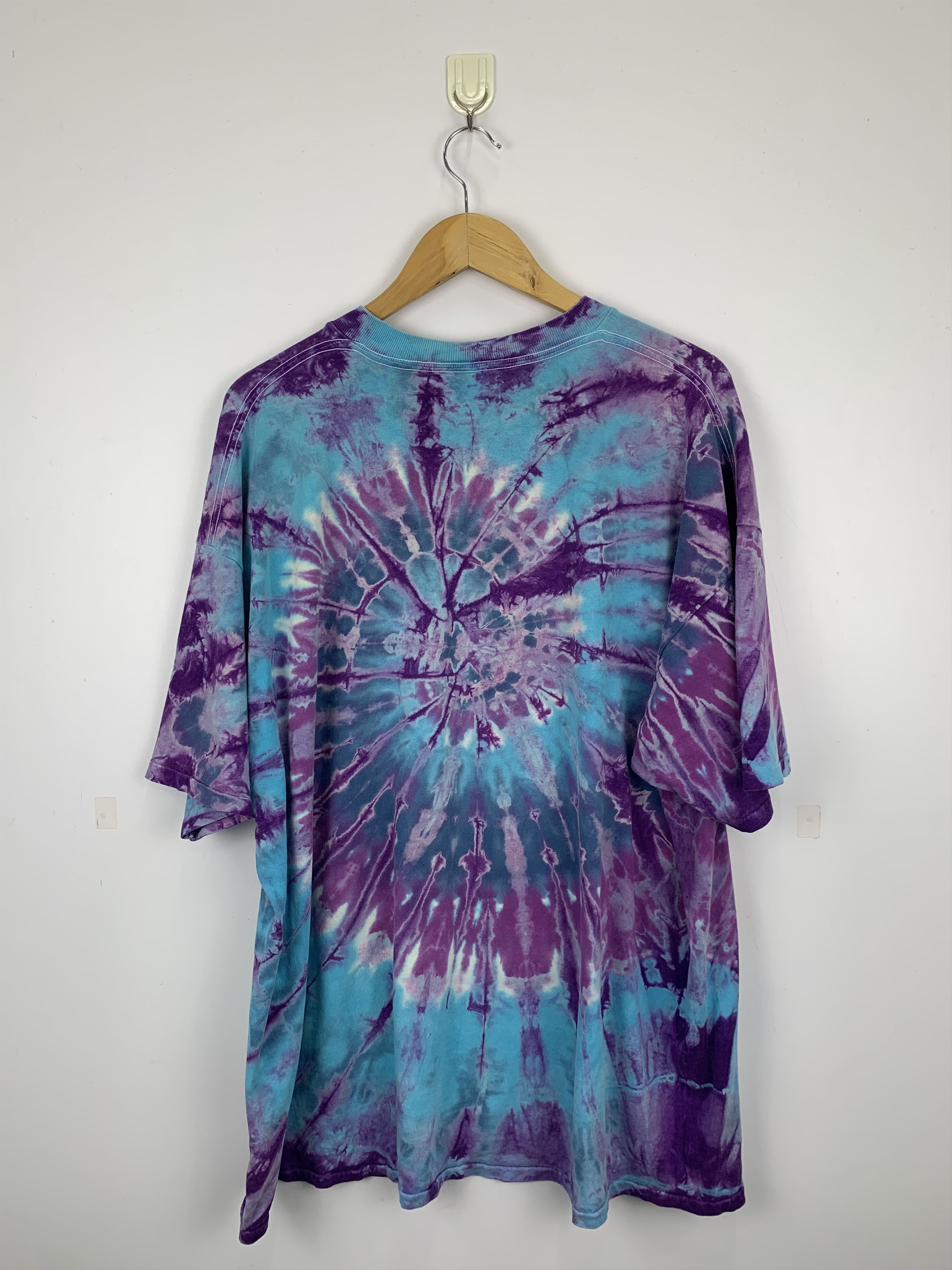 Vintage Vintage 90s Tiedye Tee TA0053 Size US XXL / EU 58 / 5 - 3 Thumbnail