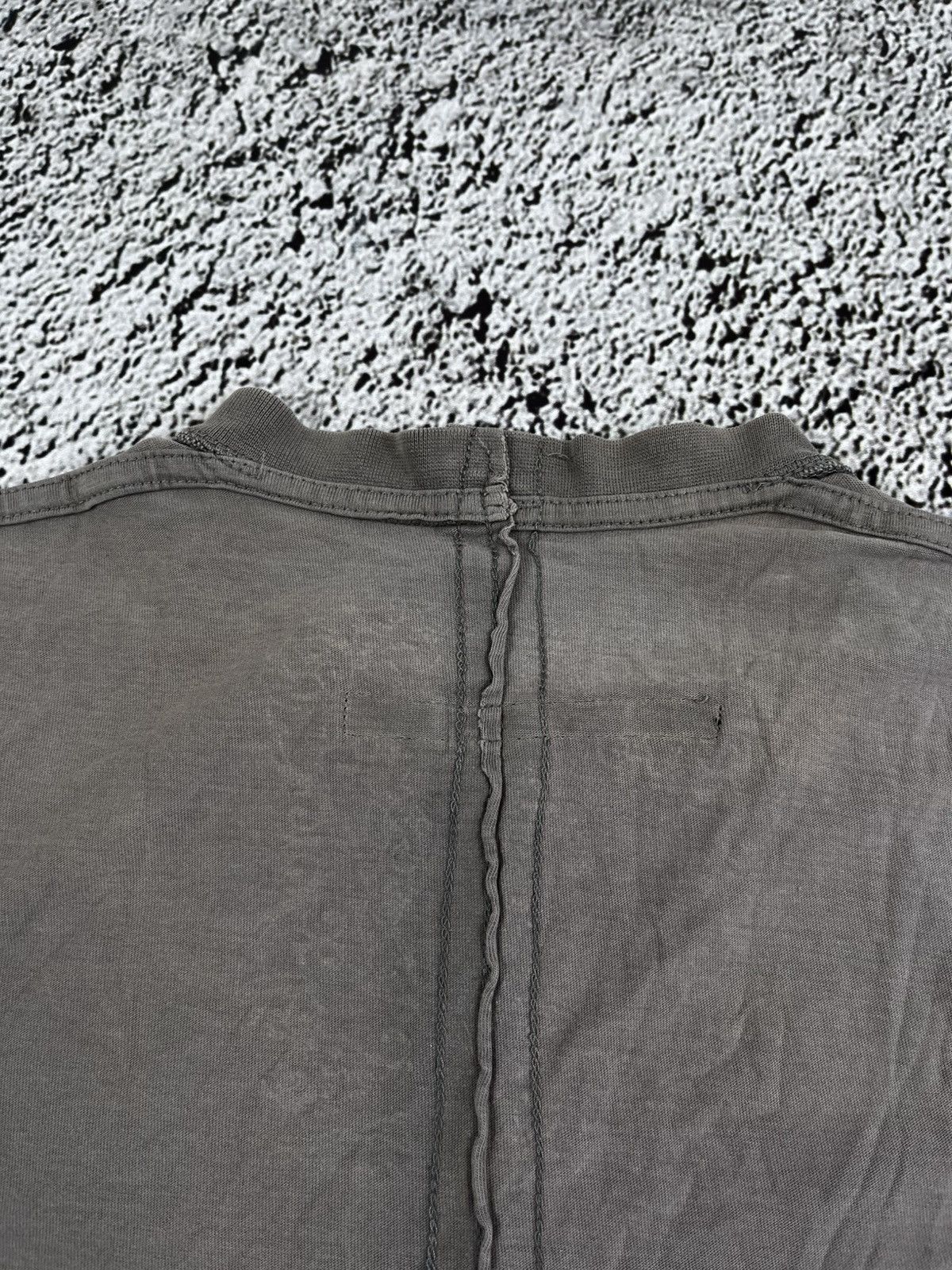 Vintage Vintage Y2K Japanese faded big logo patchwork t shirt M Size US M / EU 48-50 / 2 - 9 Thumbnail