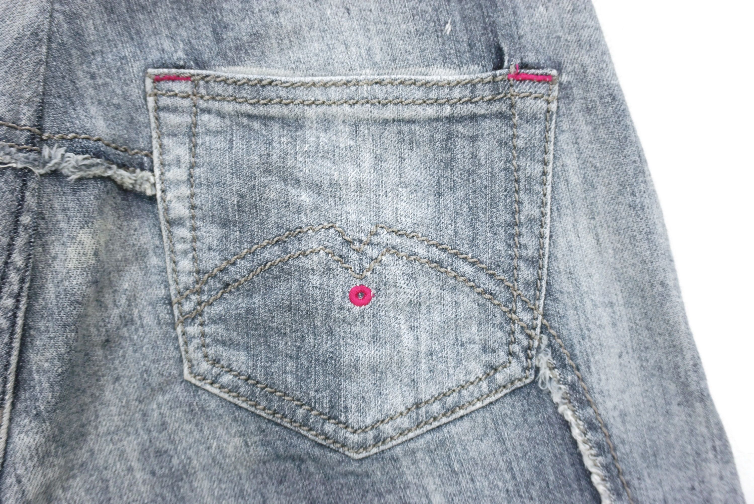 Mila Schon Vintage Mila Schon Jeans Size W27xL28.5 Low-Rise Bootcut Size 27" / US 4 / IT 40 - 9 Thumbnail