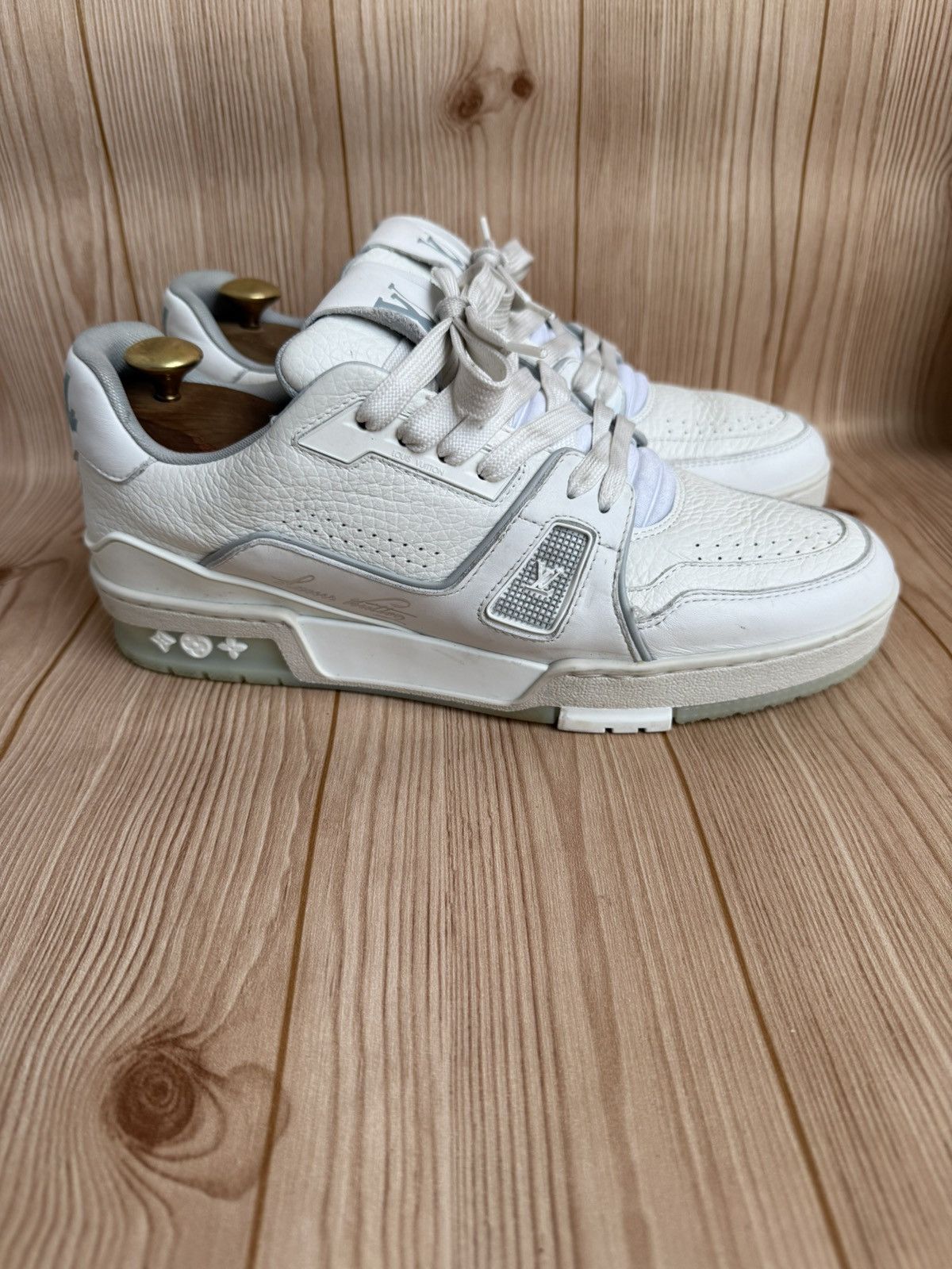 Louis Vuitton White/gray trainers Size US 7 / EU 40 - 2 Thumbnail