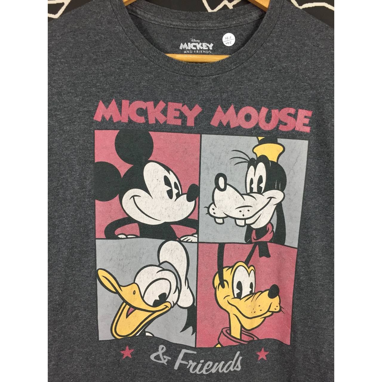 Mickey Mouse Mickey Mouse And Friends Disney Cartoon Tee Size US L / EU 52-54 / 3 - 3 Thumbnail