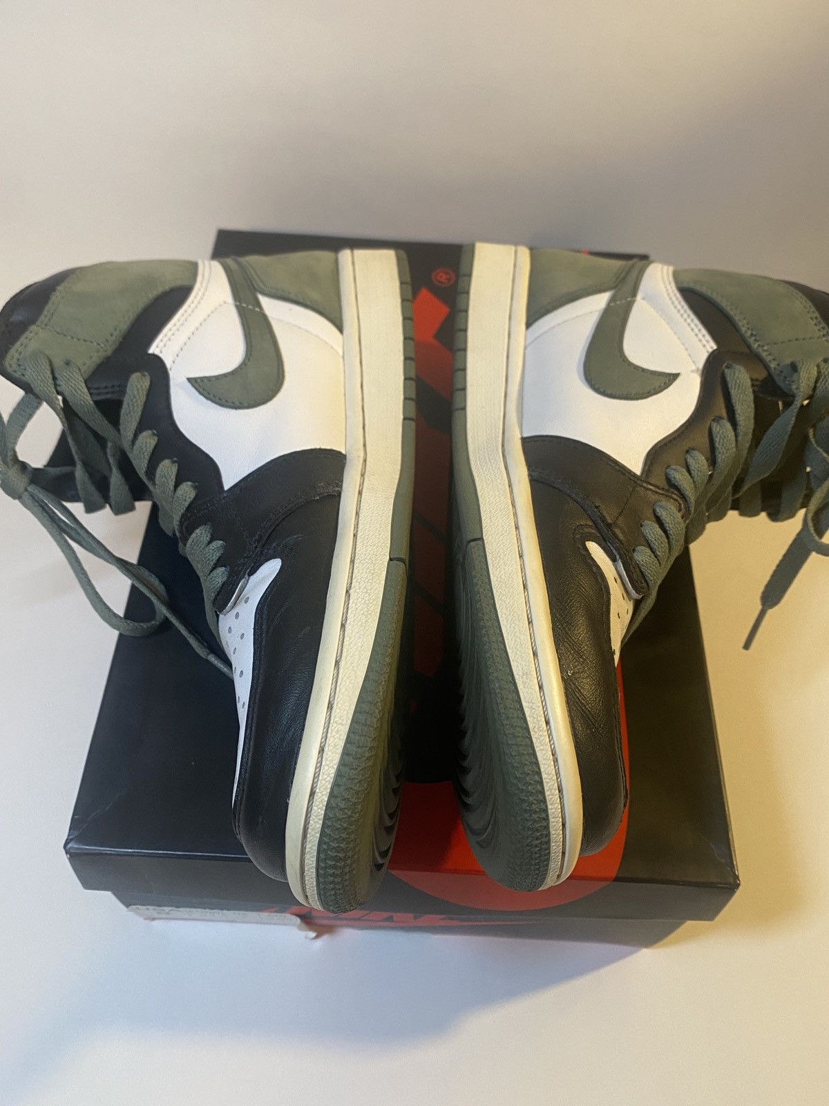 Jordan Brand × Nike Jordan 1 Retro High OG Clay Green sz 8 Size US 8 / EU 41 - 17 Thumbnail
