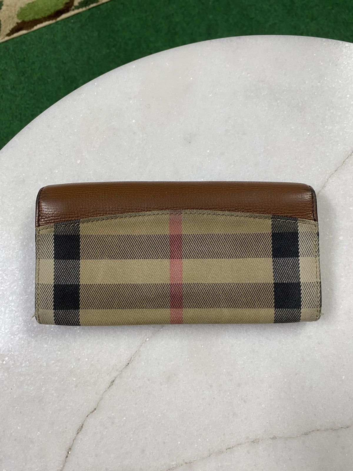 Burberry Burberry Beige plaid Long Wallet Preowned Size ONE SIZE - 9 Thumbnail