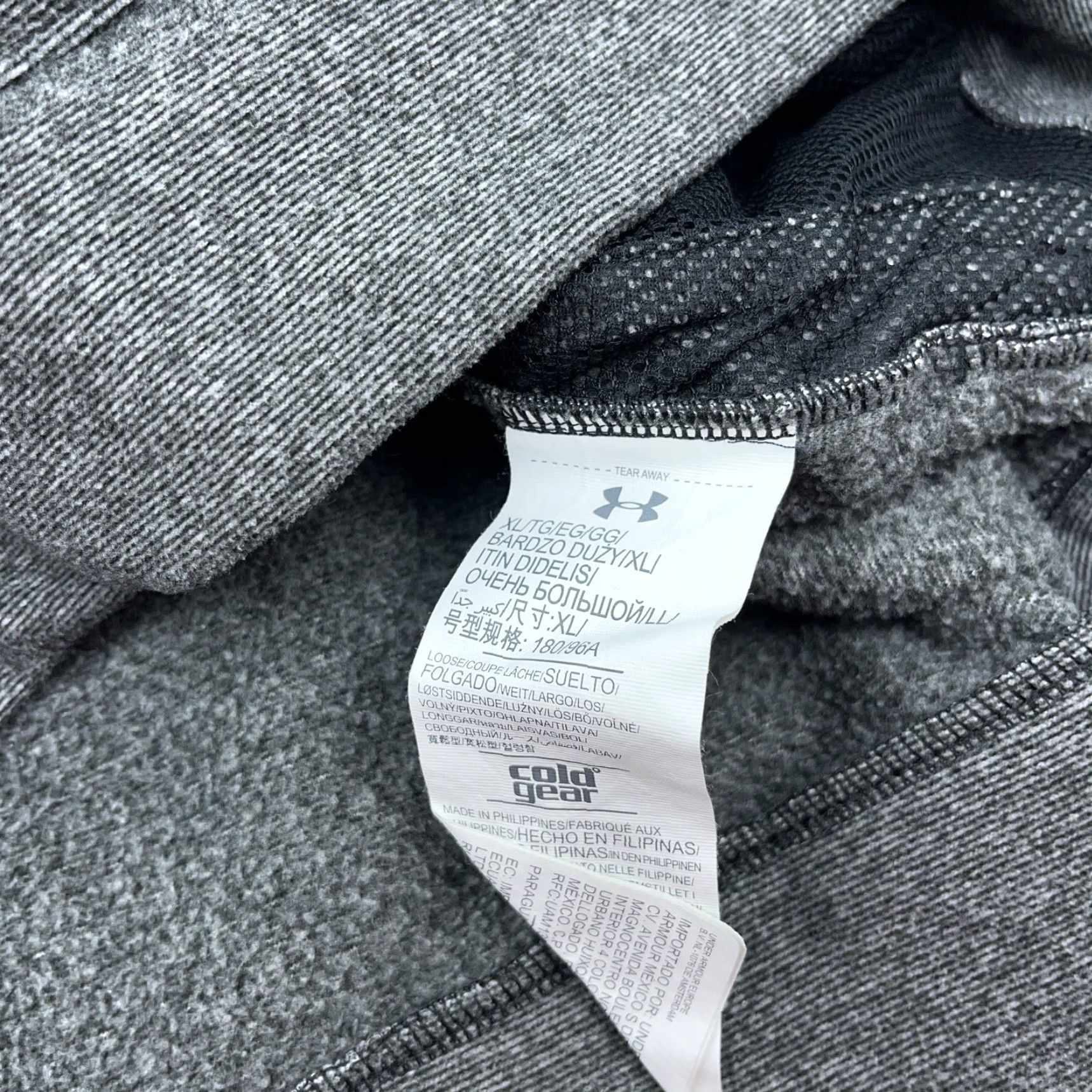 Under Armour Under Armour Sweatshirt Men XL Gray Black Pullover 1/4 Zip Mock Neck Long Sleeve Fleece Sports Performance Size US XL / EU 56 / 4 - 6 Thumbnail