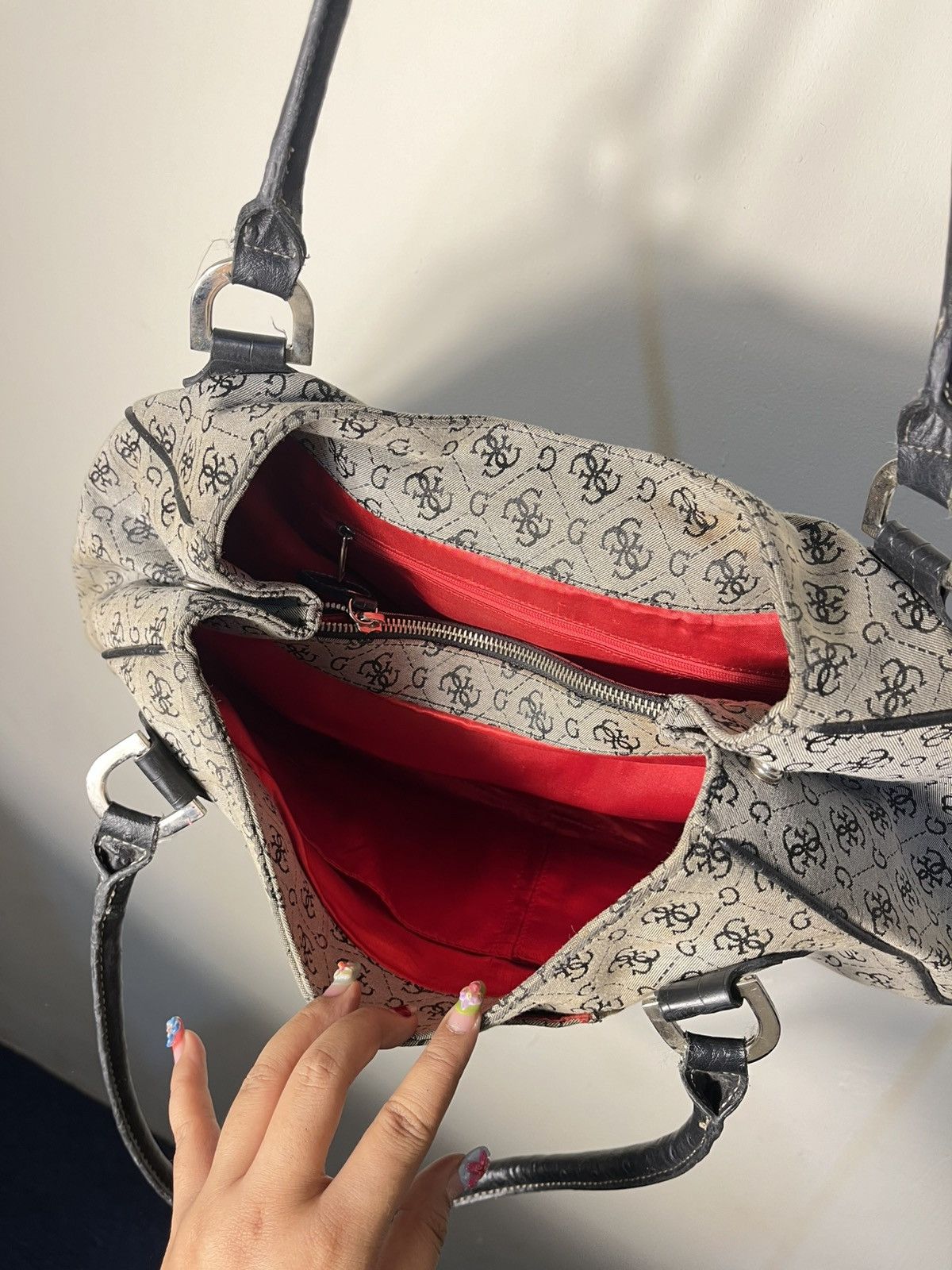 Guess Vtg guess buckled bag Size ONE SIZE - 7 Thumbnail