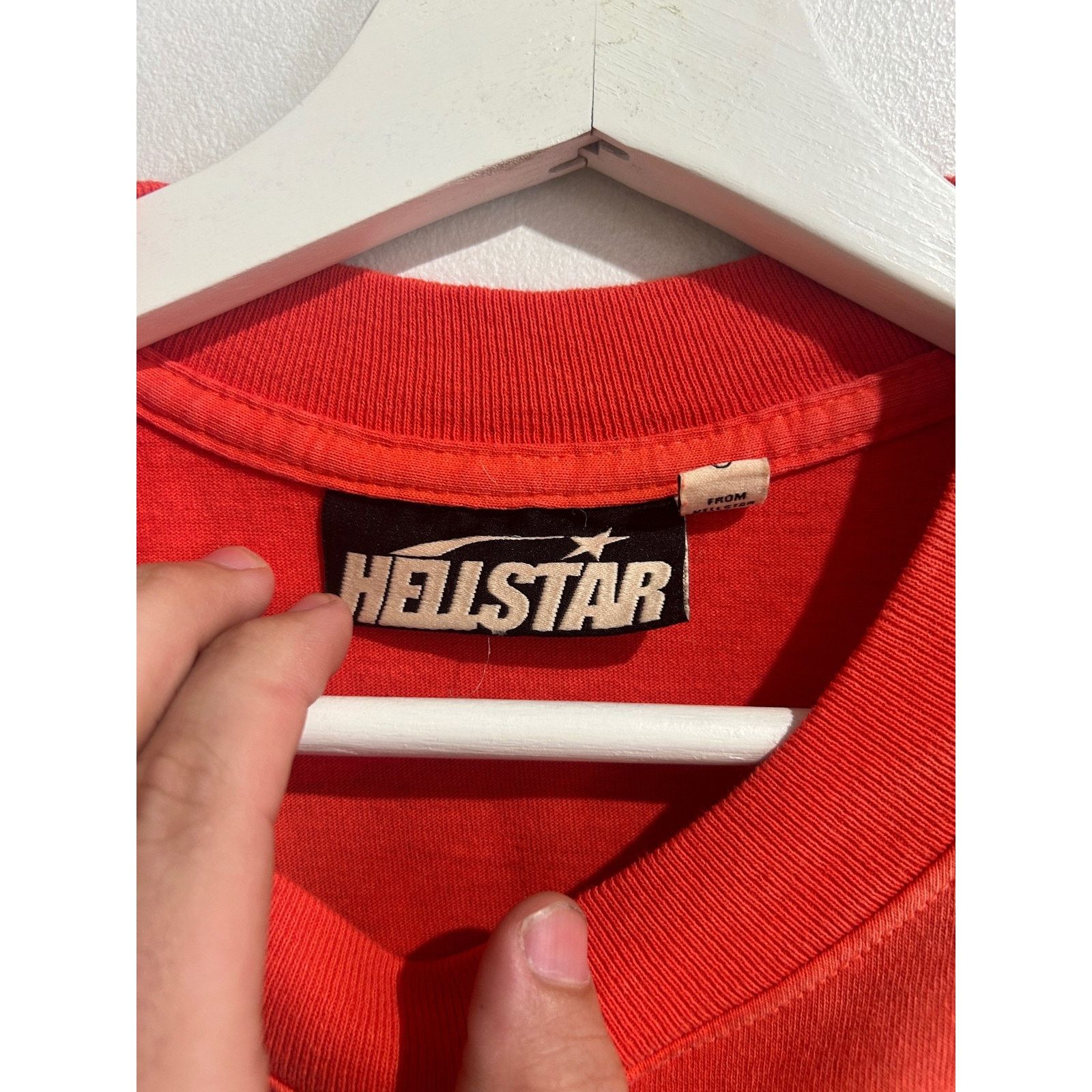 HELLSTAR HELLSTAR RED SPORTS LOGO TEE SIZE XL PREOWNED Size US XL / EU 56 / 4 - 4 Thumbnail