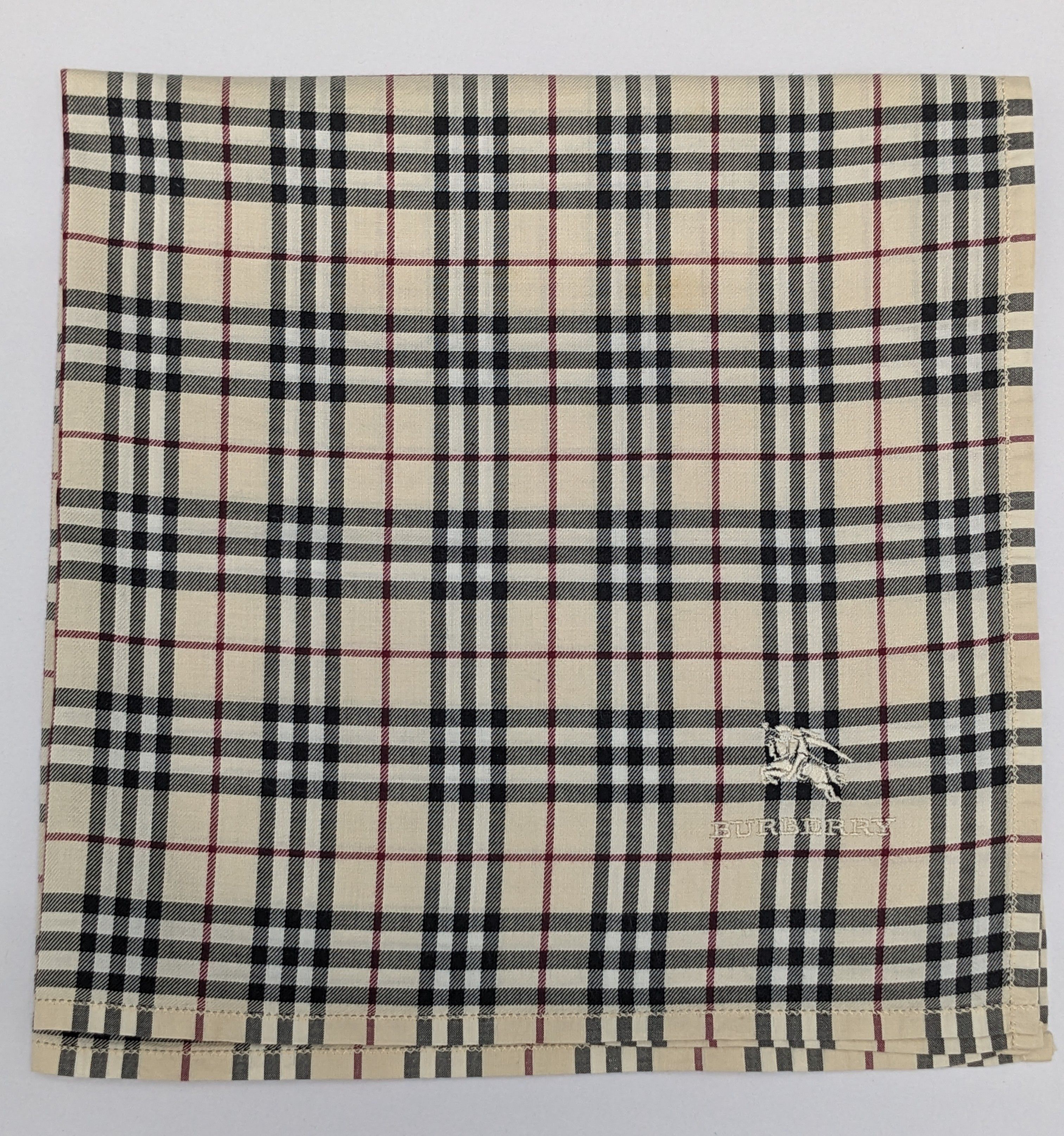 Burberry VINTAGE BURBERRY NOVA CHECK HANDKERCHIEF Size ONE SIZE - 1 Thumbnail