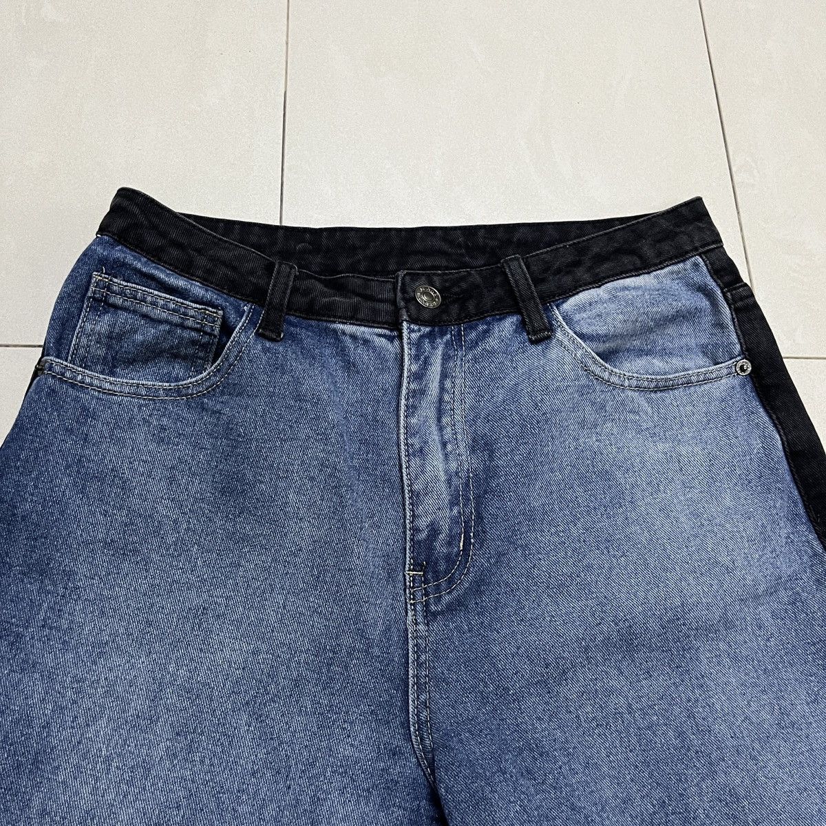 20471120 2 Tone Denim Jeans Size US 30 / EU 46 - 3 Thumbnail