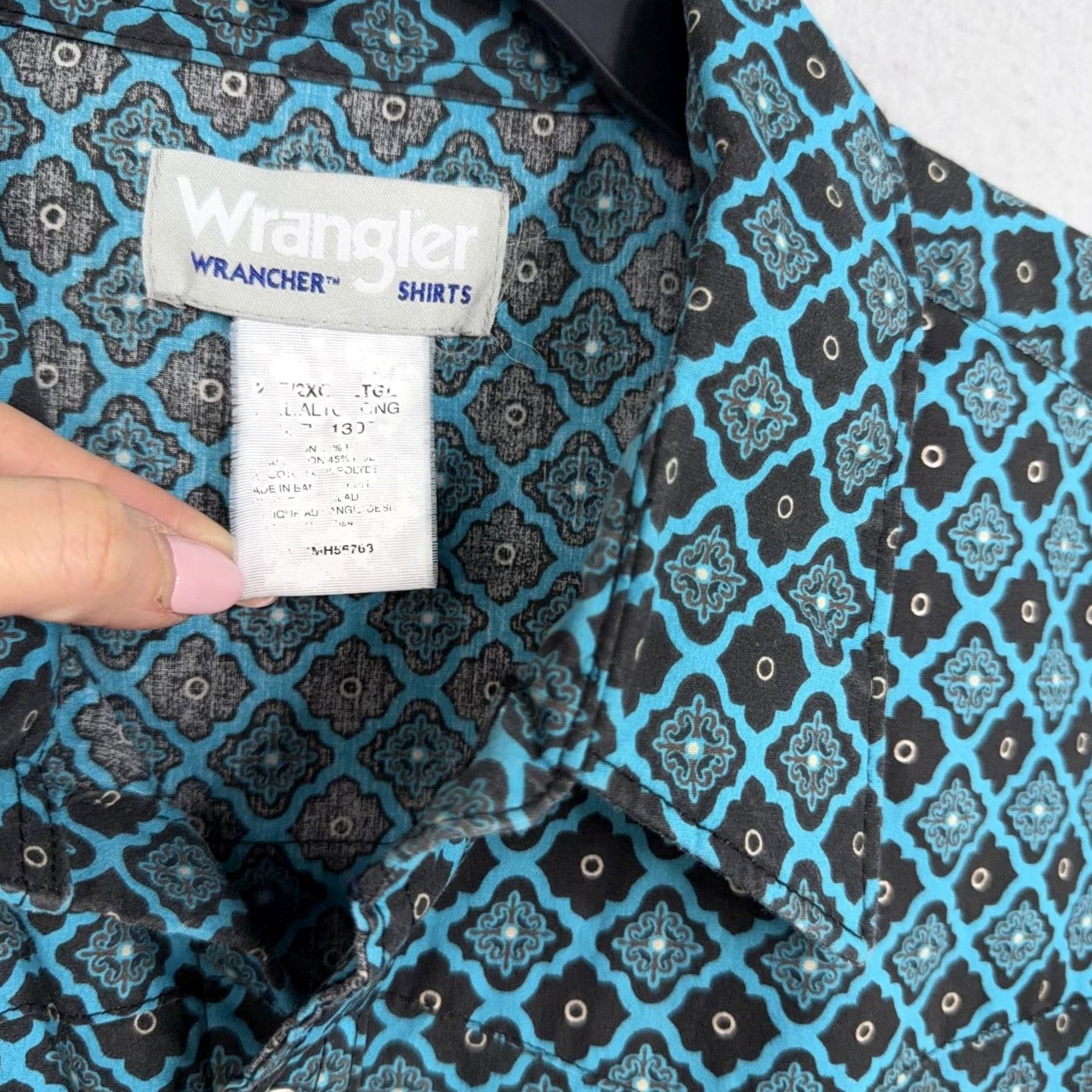 Wrangler Wrangler Shirt Mens 2XLT Blue Black Geometric Pearl Snap Western Cowboy Ranch Size US XXL / EU 58 / 5 - 2 Thumbnail