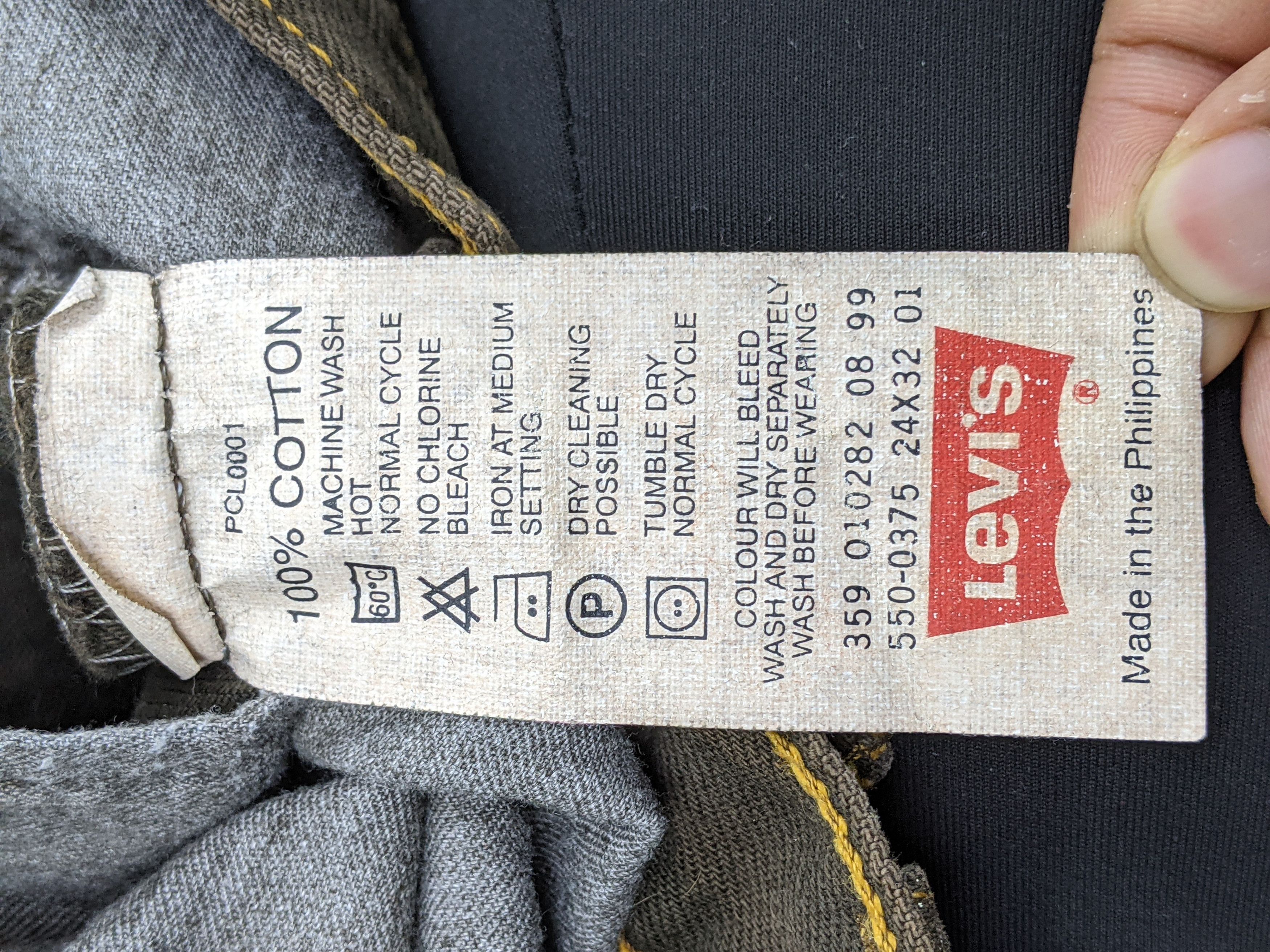 Levi's Vintage 90s Levis 550 Flared Bootcut Jeans DJ0014Z Size US 26 / EU 42 - 7 Thumbnail