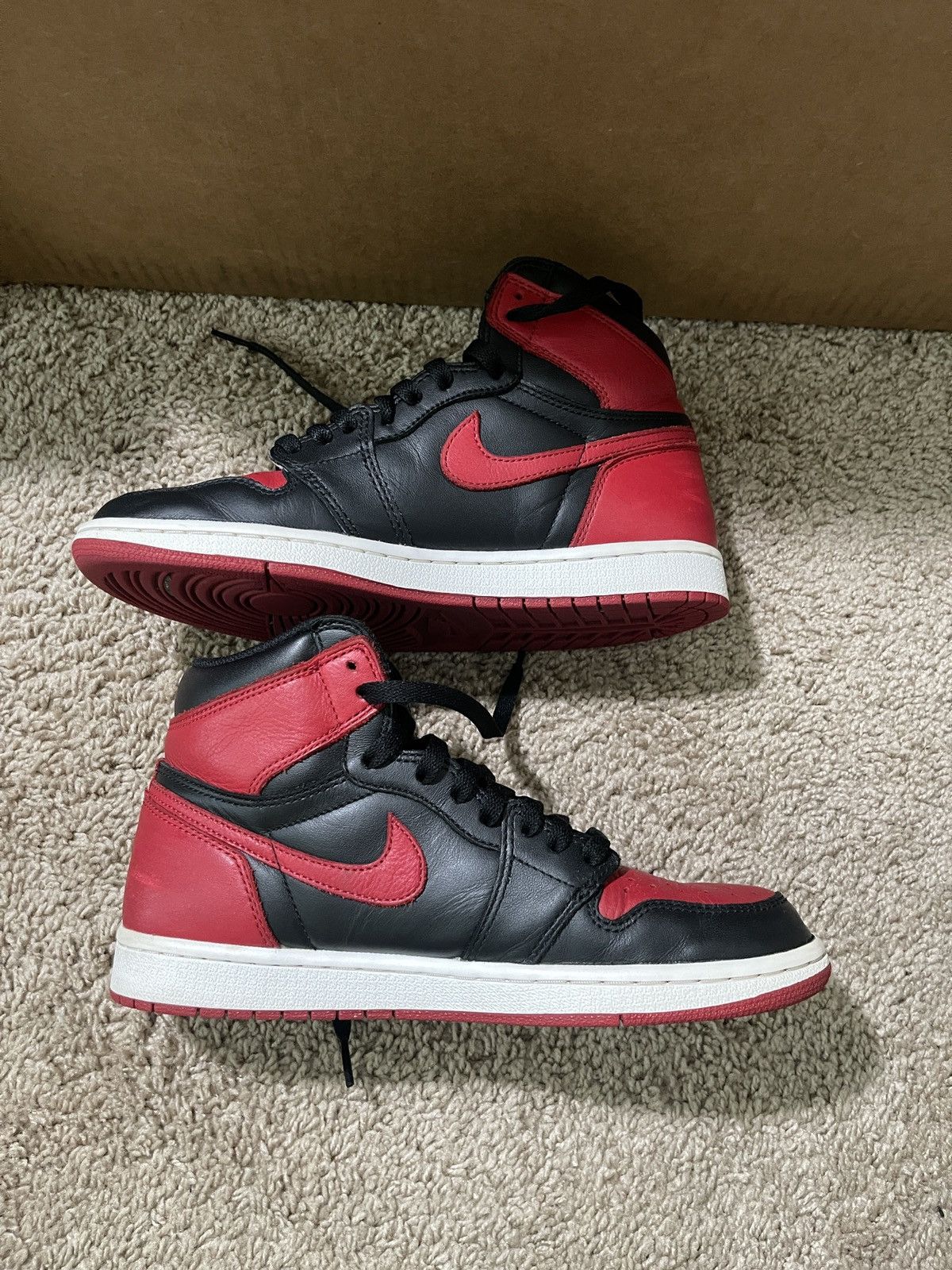 Jordan Brand Jordan 1 Retro Bred 2016 Size 8US Size US 8 / EU 41 - 2 Thumbnail