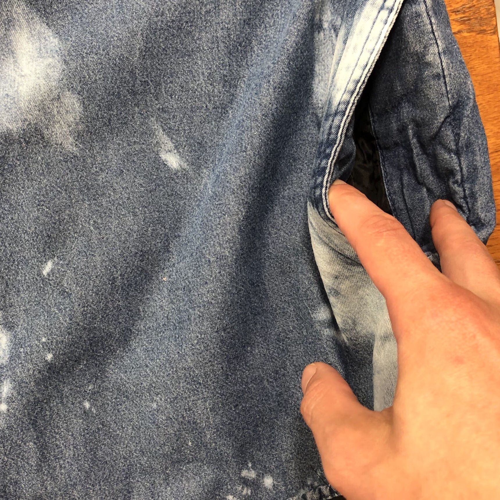 Wrangler Wrangler Shacket Men XL Denim Shirt Jacket Quilt Pockets Tie Dye Acid Wash 90s 80s Grunge Jacket Mens XL Denim Blue Wool? Size US XL / EU 56 / 4 - 4 Thumbnail