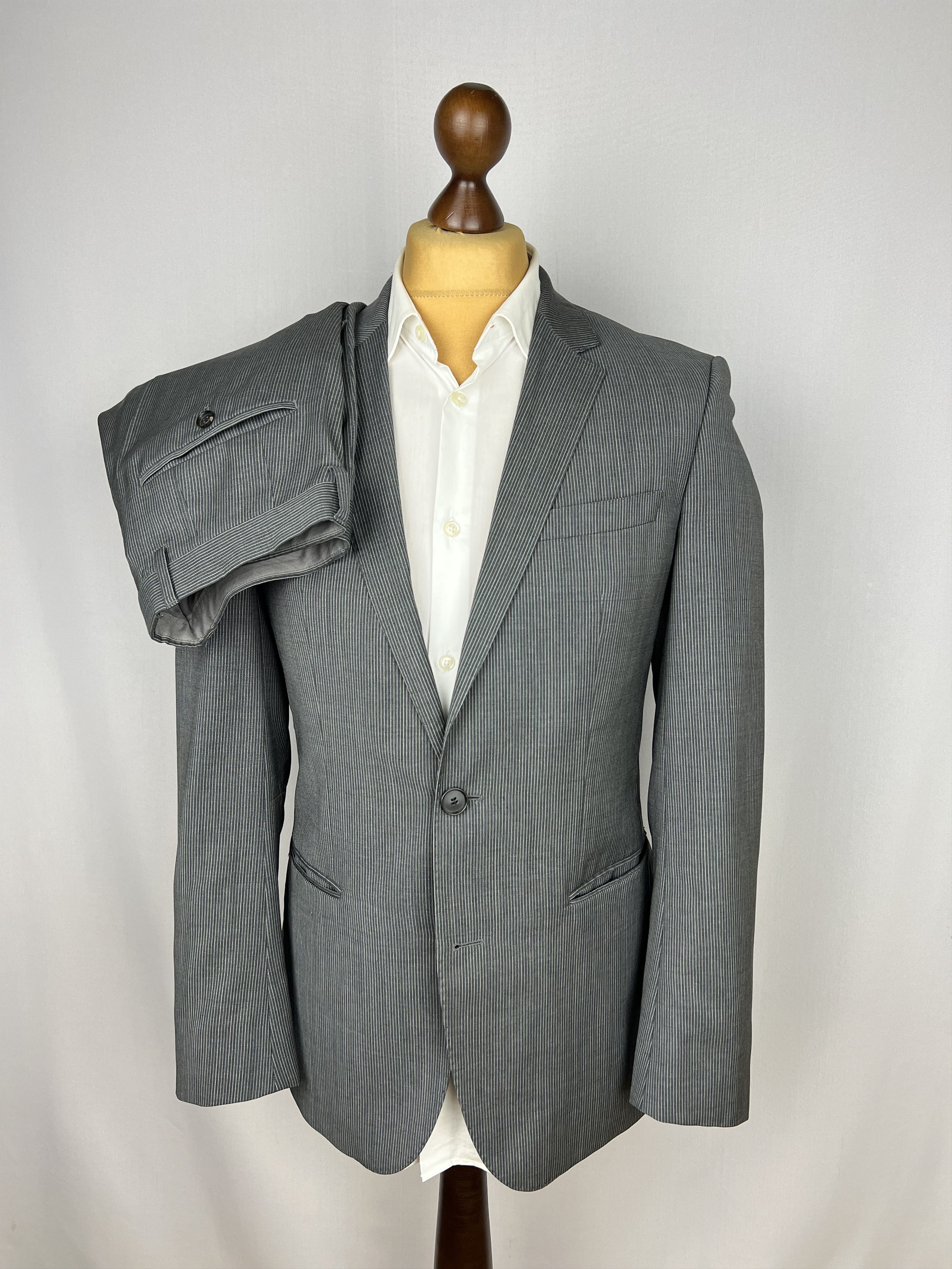 Hugo Boss by Lanificio Biella Woven Micro-Striped Wool 2 Piece Suit Size 38R - 1 Thumbnail