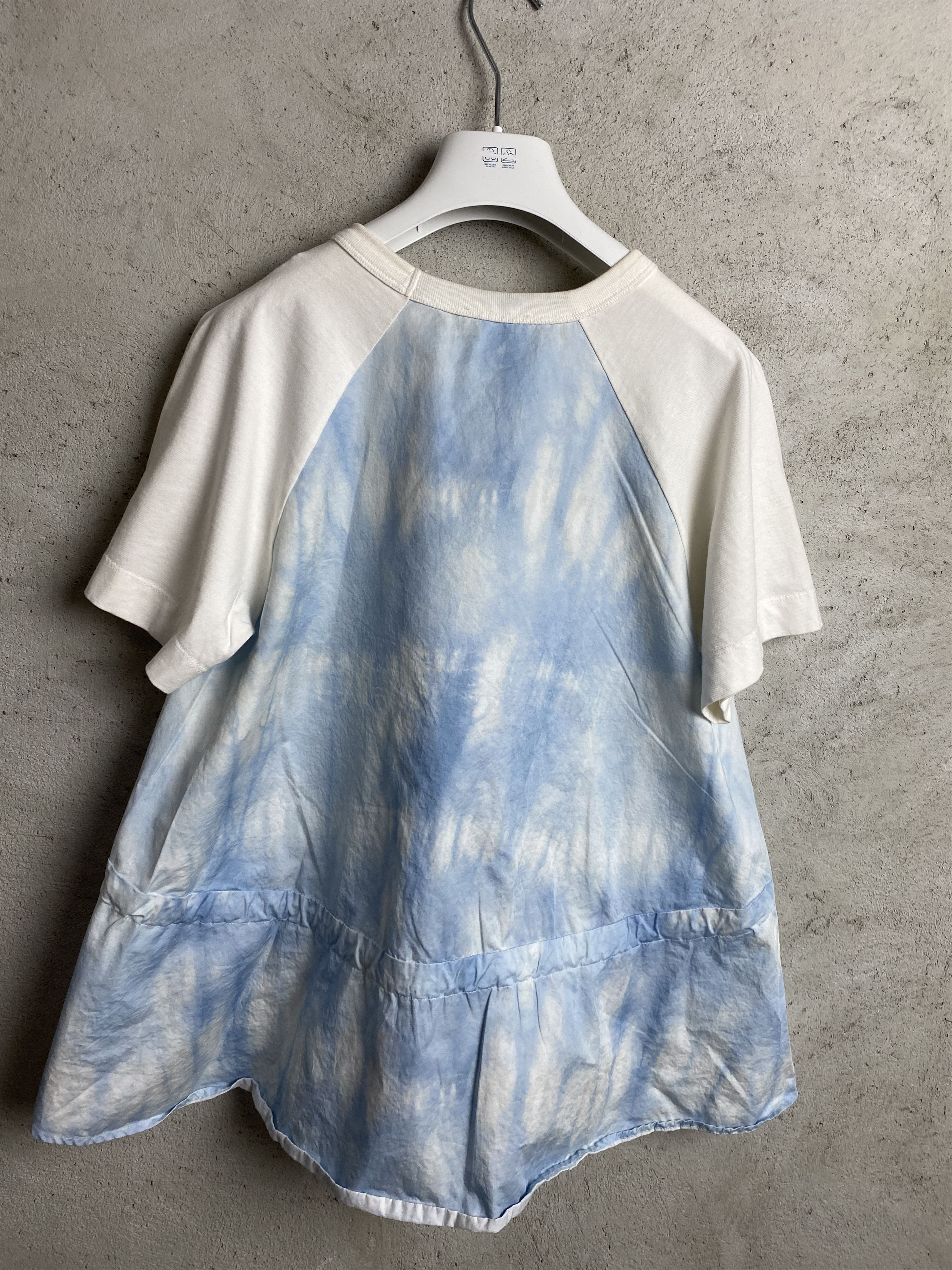 Moncler Moncler Cloud Print t-shirt tee blouse Size M / US 6-8 / IT 42-44 - 8 Thumbnail