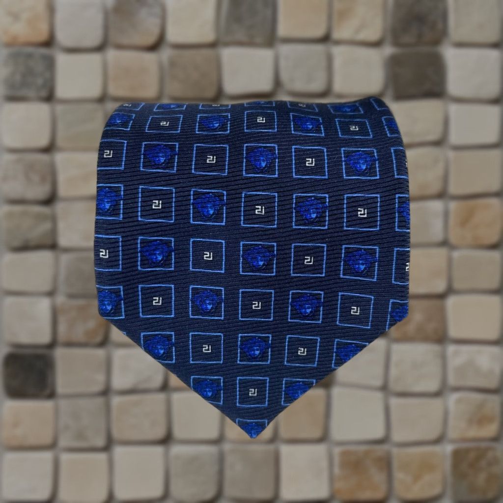 Versace VINTAGE Versace Men's Silk Tie Geometric Navy 58.75" Length 3.5" Width Made in Italy Mens Size ONE SIZE - 1 Thumbnail
