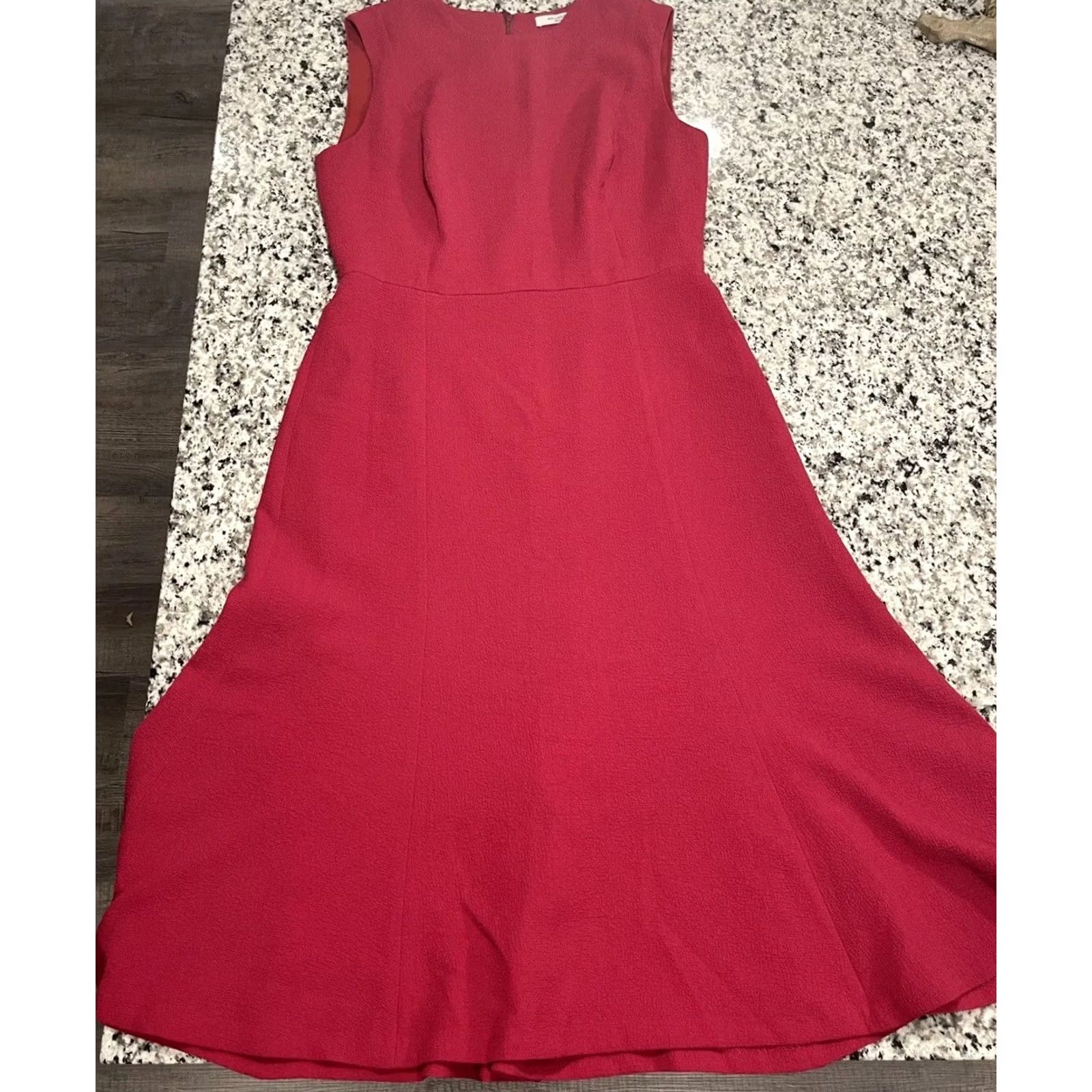 M.M.LaFleur M.M. Lafleur Jane Dress Staccato Hibiscus Dark Red Size 6 Dress Knee Length A-Line Fit & Flare Womens 6 Hibiscus Dark Red Size M / US 6-8 / IT 42-44 - 2 Thumbnail