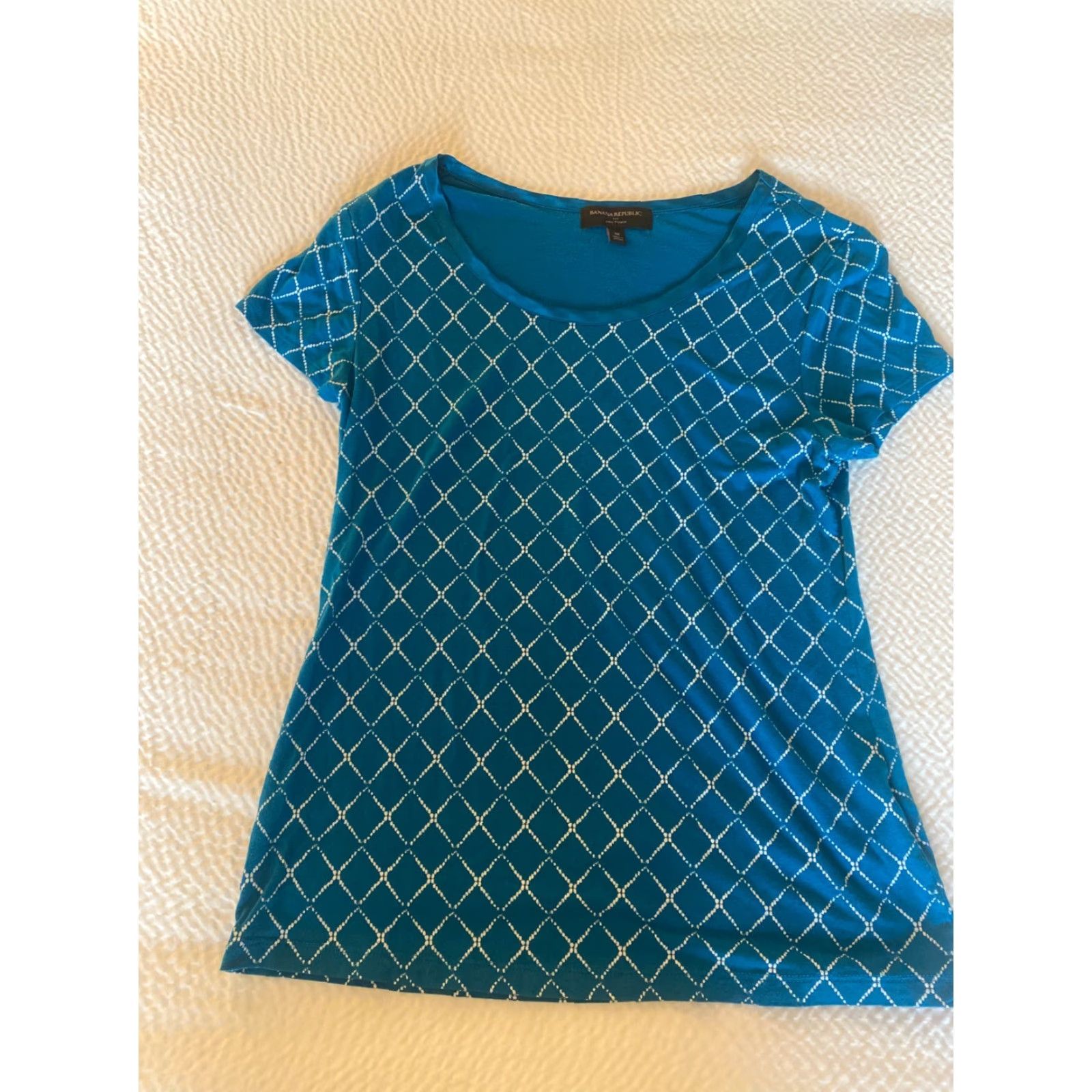 Banana Republic Banana Republic Blouse Women's Medium Blue Rayon Geometric Crew Neck Short Sleeve Stretch Luxe Touch Regular Fit Casual 90s? Size M / US 6-8 / IT 42-44 - 3 Thumbnail