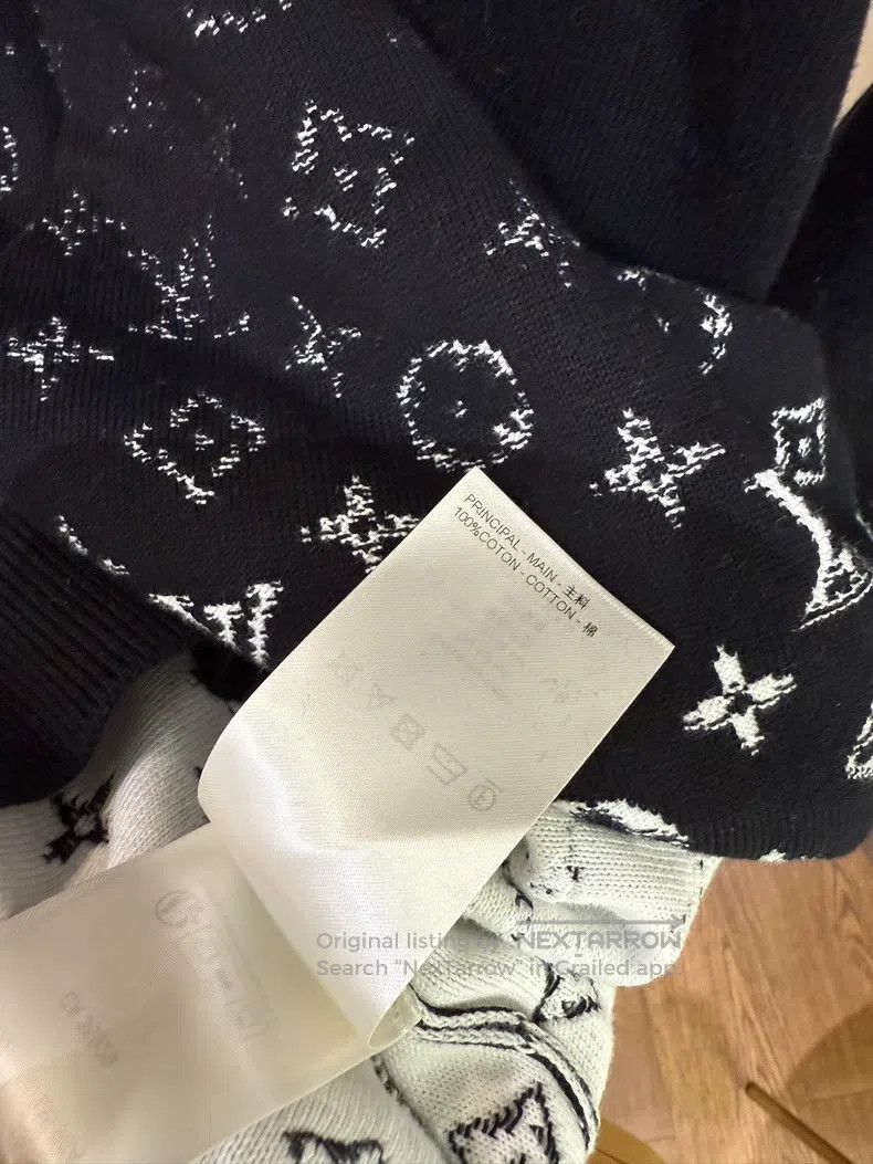 Louis Vuitton Louis Vuitton Black and white gradient print hooded sweats Size US M / EU 48-50 / 2 - 7 Thumbnail