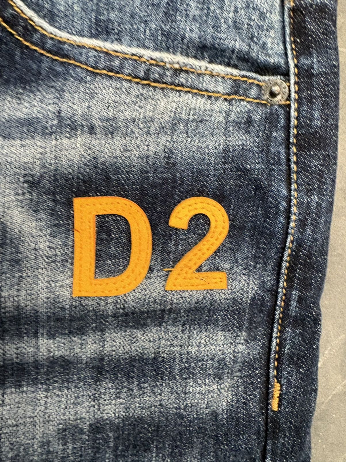 Dsquared2 NWT Dsquared2 Paint Splatter Distressed Denim Jeans 33 1964 Size US 33 - 4 Thumbnail