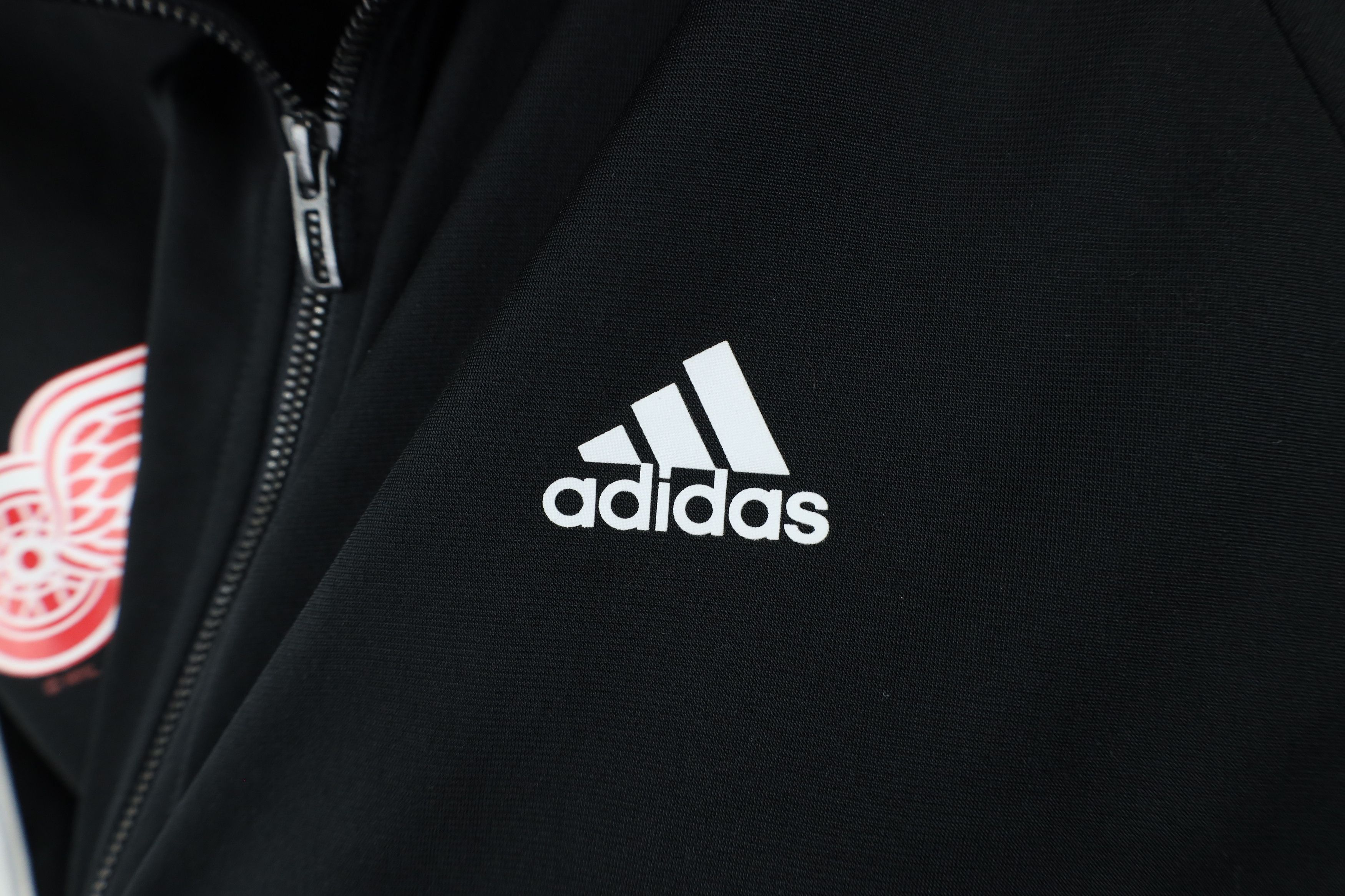 Adidas × Vintage Adidas Striped Detroit Red Wings Hockey Full Zip Jacket Size US XL / EU 56 / 4 - 4 Thumbnail
