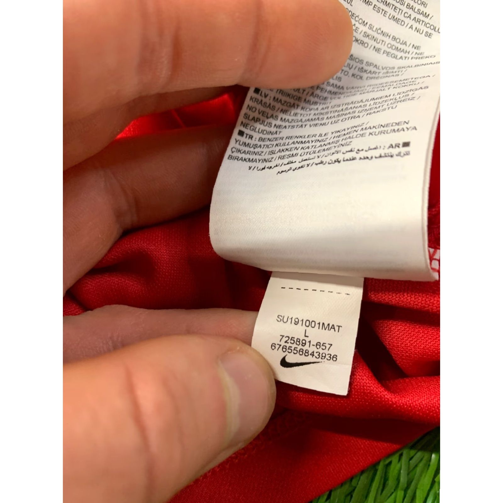 Nike Nike Dri-Fit Park Original 2019 Men Football Soccer Training Shirt Jersey L Red Park Nike Shirt Mens L Red 2019 Football Shirt Size US L / EU 52-54 / 3 - 6 Thumbnail