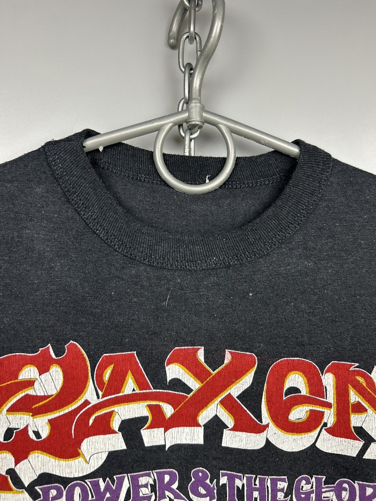 Band Tees × Vintage Vintage Saxon 1983 Power The Glory T shirt Size US S / EU 44-46 / 1 - 2 Thumbnail