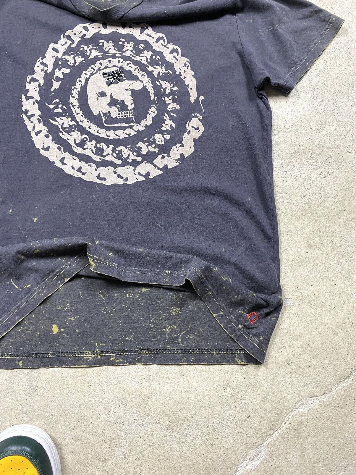 Guess Vintage Guess Scull Chain T Shirt Stonewash Y2K Hype Size US M / EU 48-50 / 2 - 10 Thumbnail