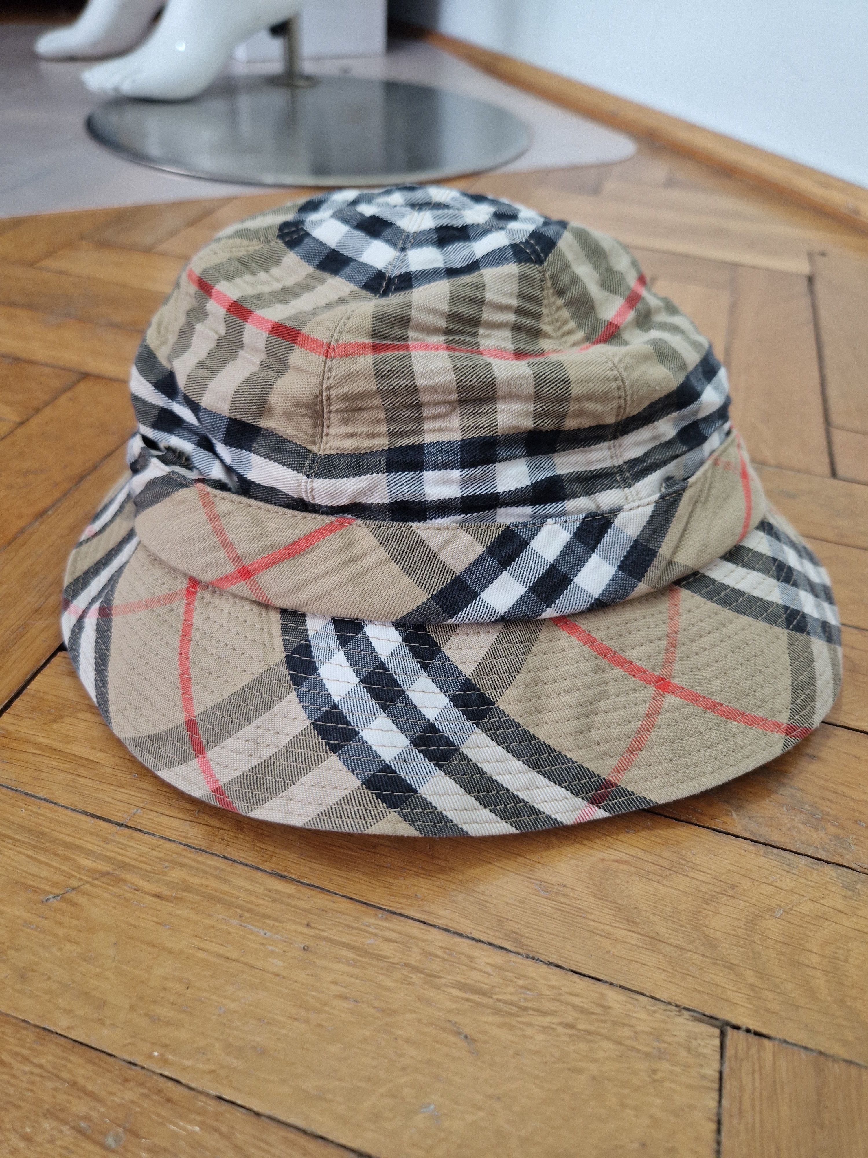 Burberry Burberry bucket hat Size ONE SIZE - 6 Thumbnail
