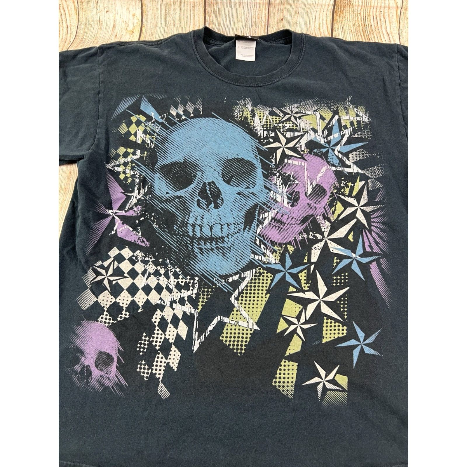 Vintage VINTAGE Y2K 4 Seasons Skull Star Gothic Graphic Black T Shirt Size L Mens Size US L / EU 52-54 / 3 - 2 Thumbnail