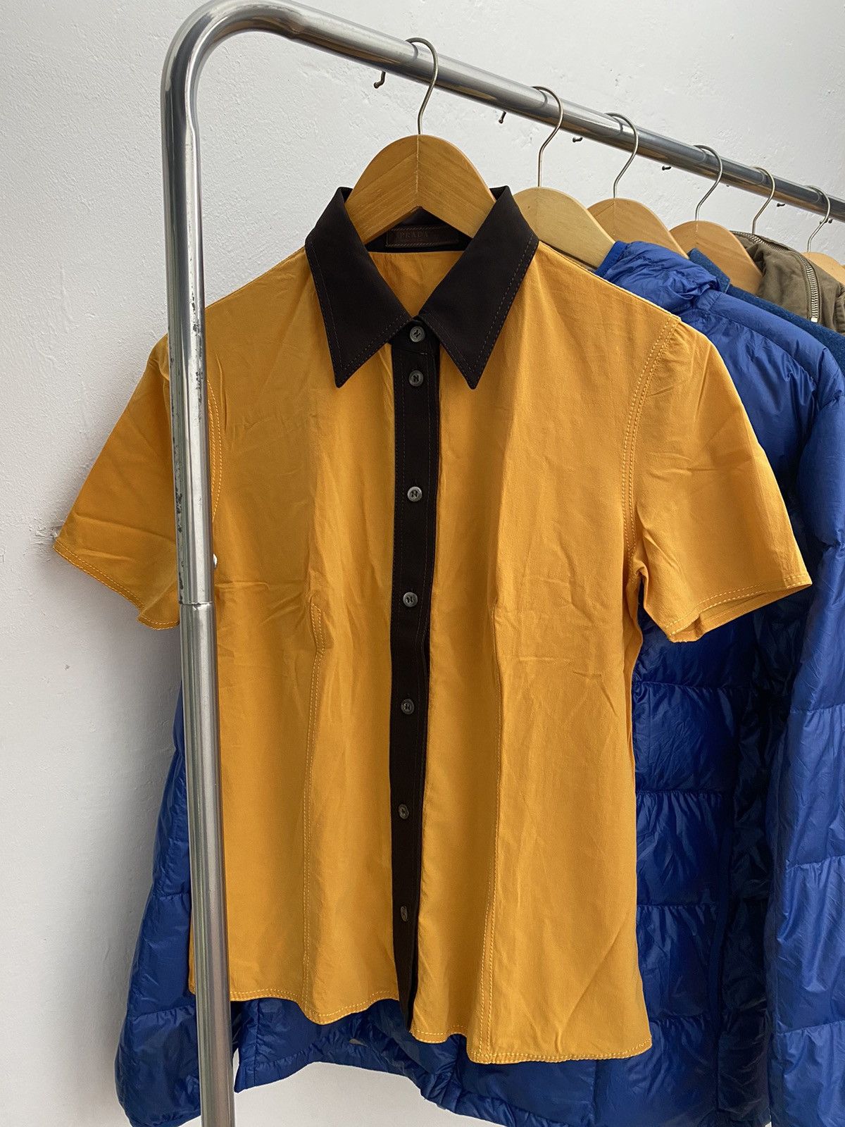 Prada Prada silk shirt Size M / US 6-8 / IT 42-44 - 2 Thumbnail