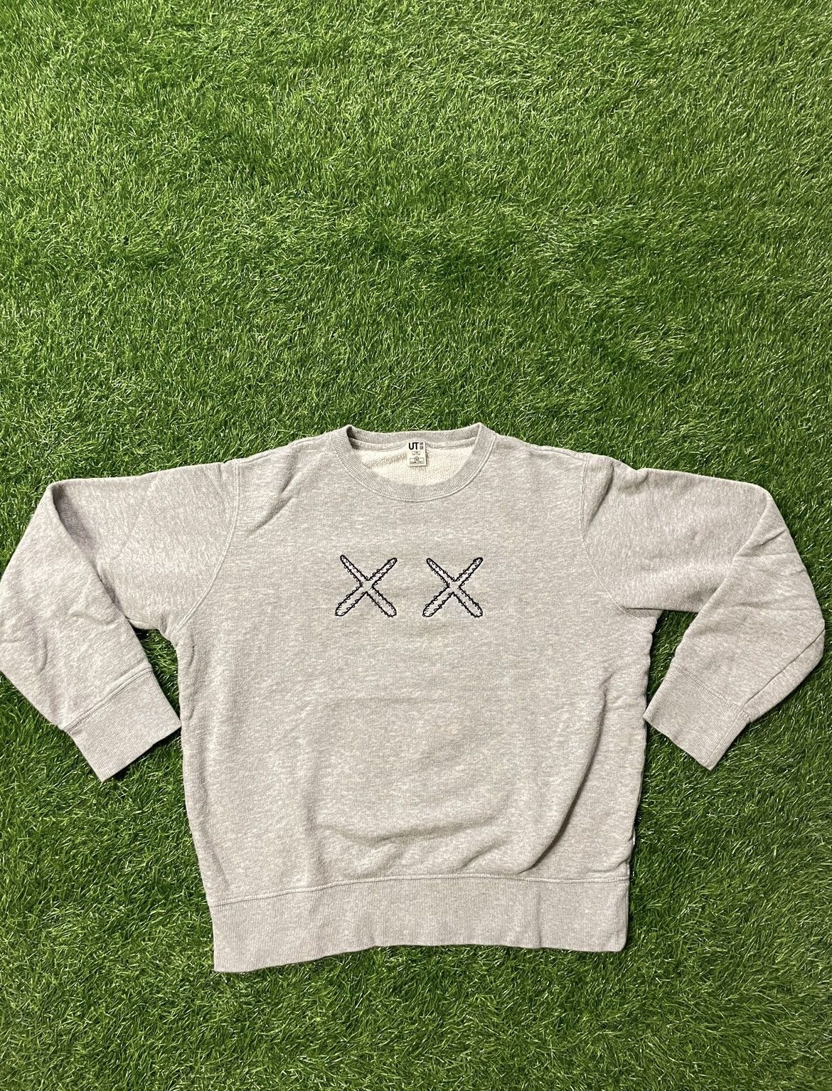 Kaws Kaws Uniqlo Sesame Street Crewneck Size 160 Size US XXS / EU 40 - 1 Thumbnail