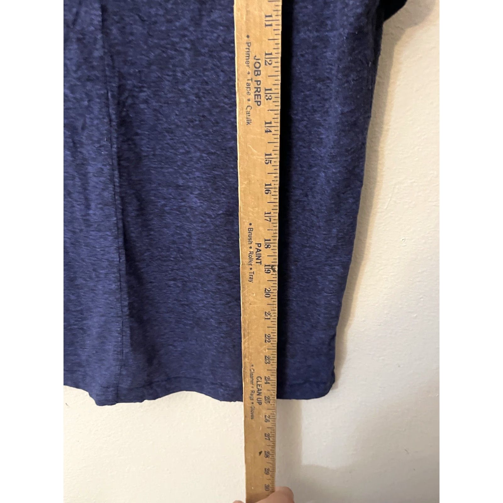 Old Navy Old Navy Shirt Womens Size Medium Blue V-Neck Short Sleeve Pocket Tee - Basic T-Shirt, Cotton/Poly, Relaxed Fit, Regular, Womens, Vintage: No Size M / US 6-8 / IT 42-44 - 4 Thumbnail
