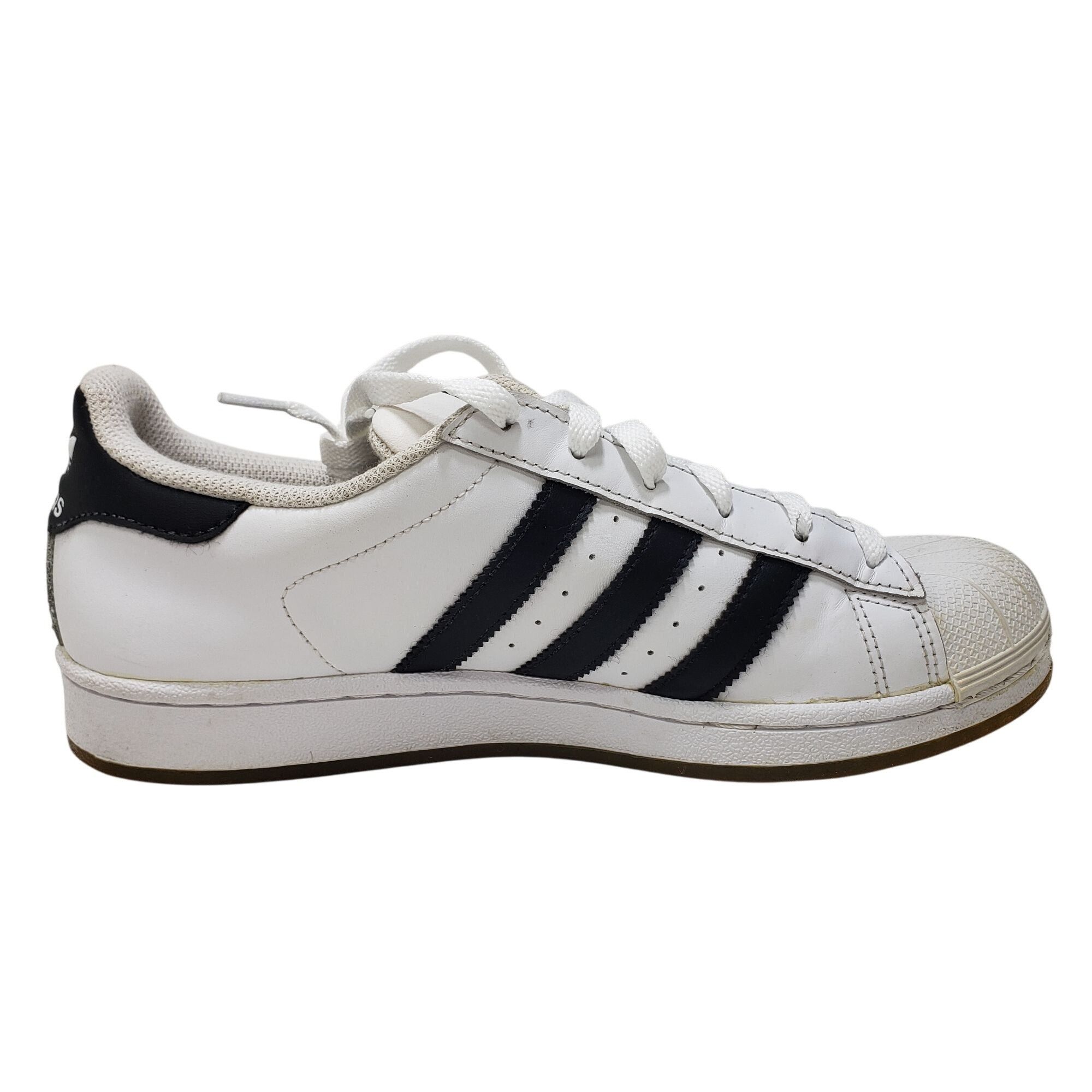 Adidas Adidas Originals Superstar White & Black Low-Top Sneakers Size US 7 / EU 40 - 3 Thumbnail