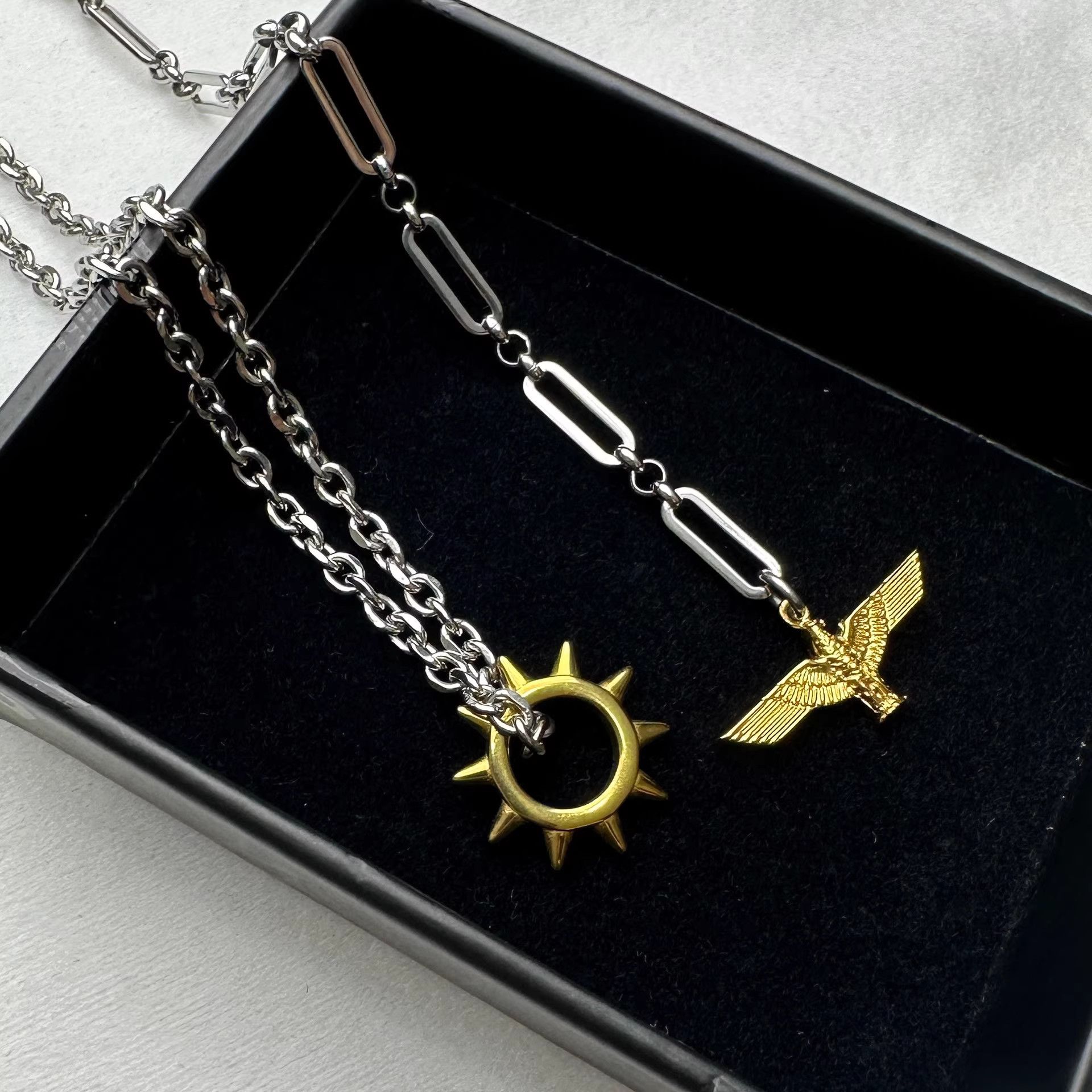 VIBE Chrome Cross Necklace Vintage chain Size ONE SIZE - 2 Thumbnail