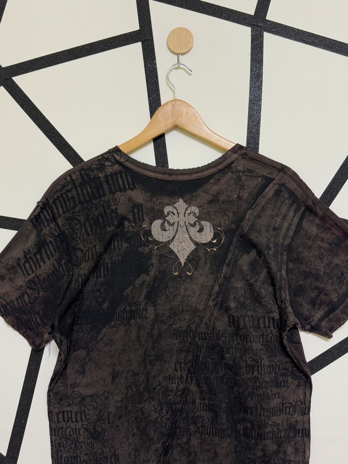 Affliction AFFLICTION CROSS SNAKE DISTRESSED RECONSTRUCTED TEE Size US M / EU 48-50 / 2 - 9 Thumbnail