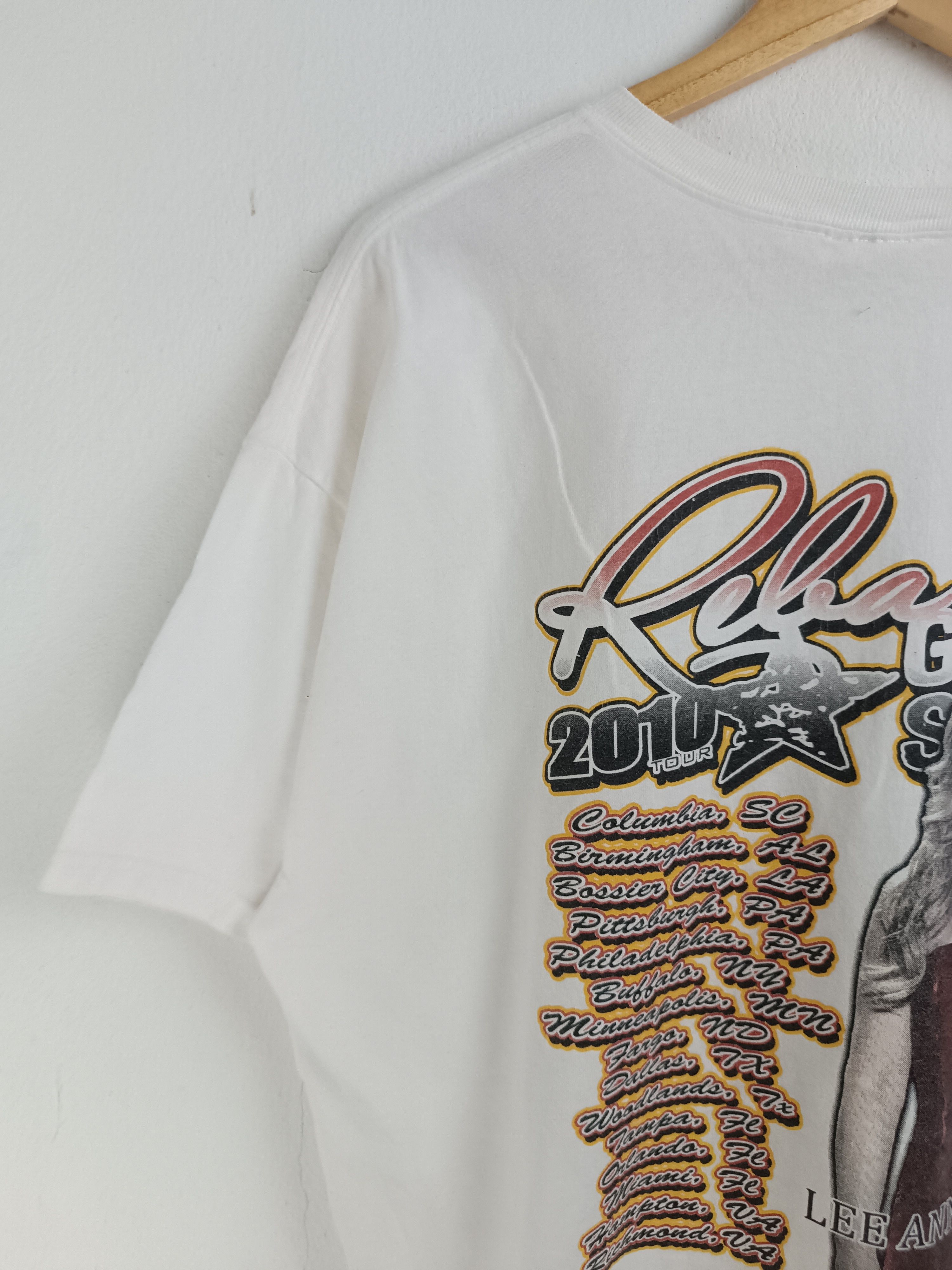 Vintage VINTAGE 2010 REBA & GEORGE STRAIT WOMACK TOUR TEE VERY RARE Size US XL / EU 56 / 4 - 13 Thumbnail