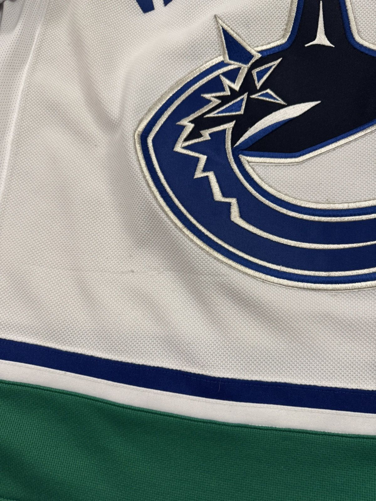 NHL × Reebok × Vintage 2010 NHL Vancouver Canucks Ryan Kesler #17 Jersey/NHL Jersey Size US M / EU 48-50 / 2 - 5 Thumbnail