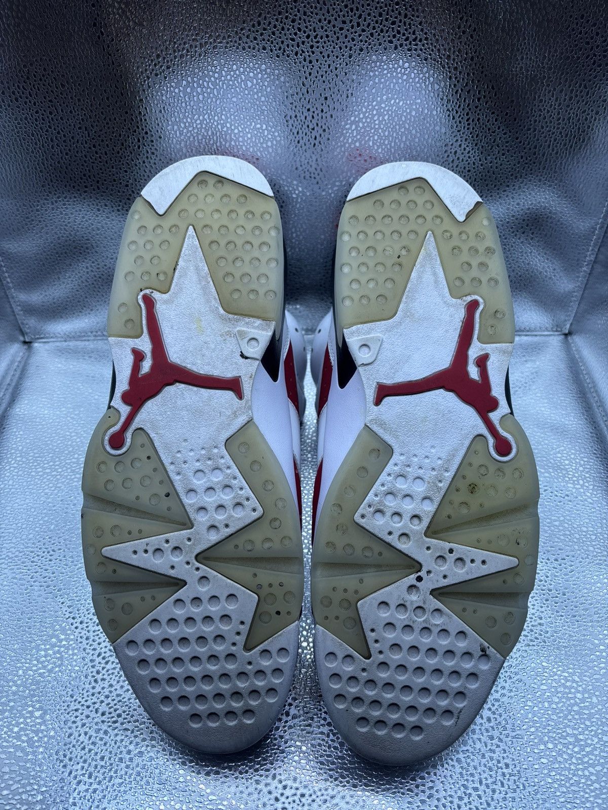 Jordan Brand Air jordan 6 carmine 2021 Size US 13 / EU 46 - 3 Thumbnail