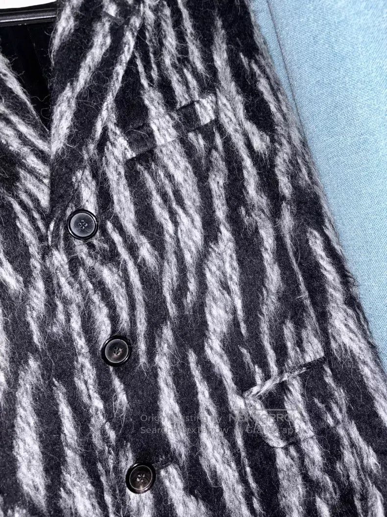 Saint Laurent Paris Saint Laurent Paris Black and grey fur coat Size US S / EU 44-46 / 1 - 5 Thumbnail
