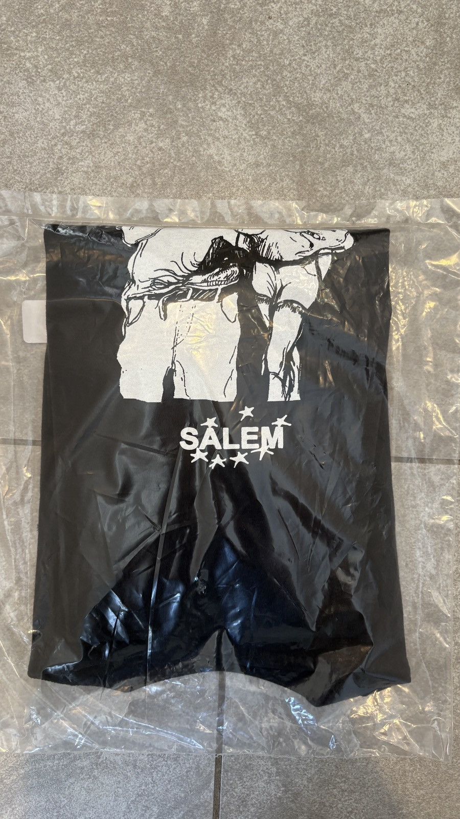 Supreme Supreme / Salem Tee Size US S / EU 44-46 / 1 - 4 Thumbnail