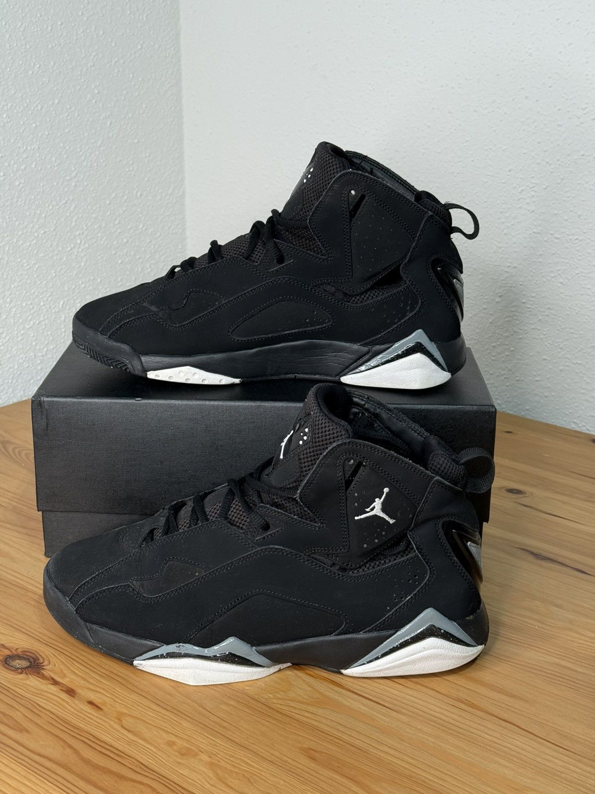Jordan Brand Jordan True Flight Black Cool Grey Size US 10 / EU 43 - 5 Thumbnail