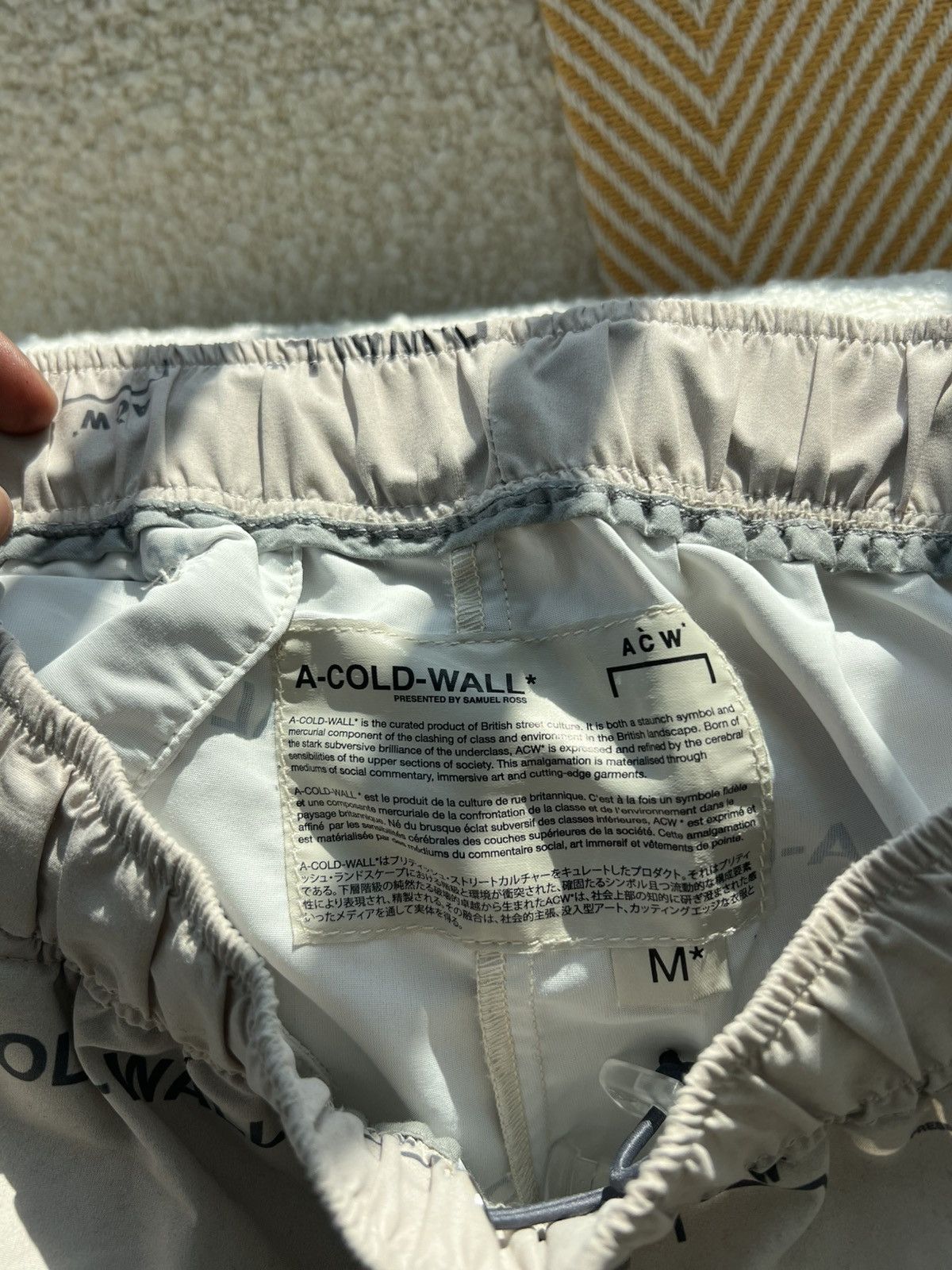 A-COLD-WALL* A-COLD-WALL LOGO SHORTS Size US 34 / EU 50 - 4 Thumbnail