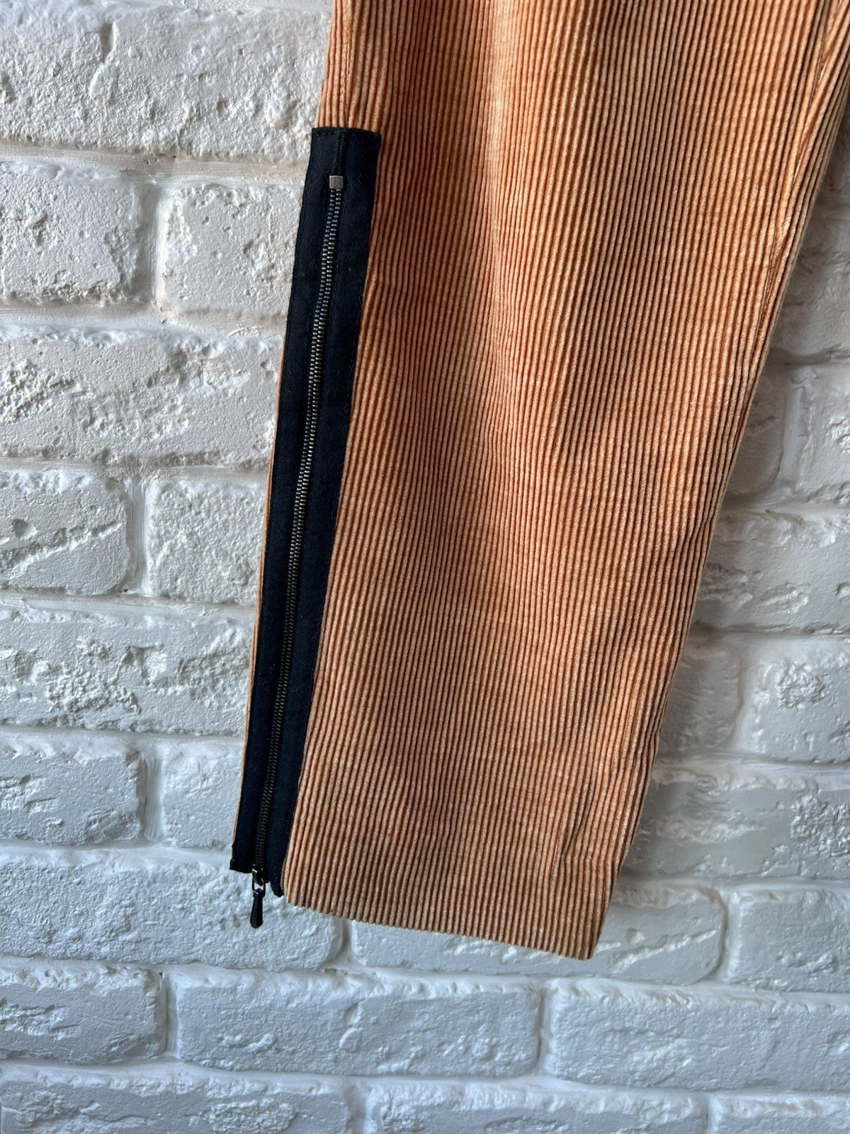 Chanel Chanel Corduroy Cotton / Cashmere Zip Pants Size 24" / US 00 / IT 34 - 4 Thumbnail