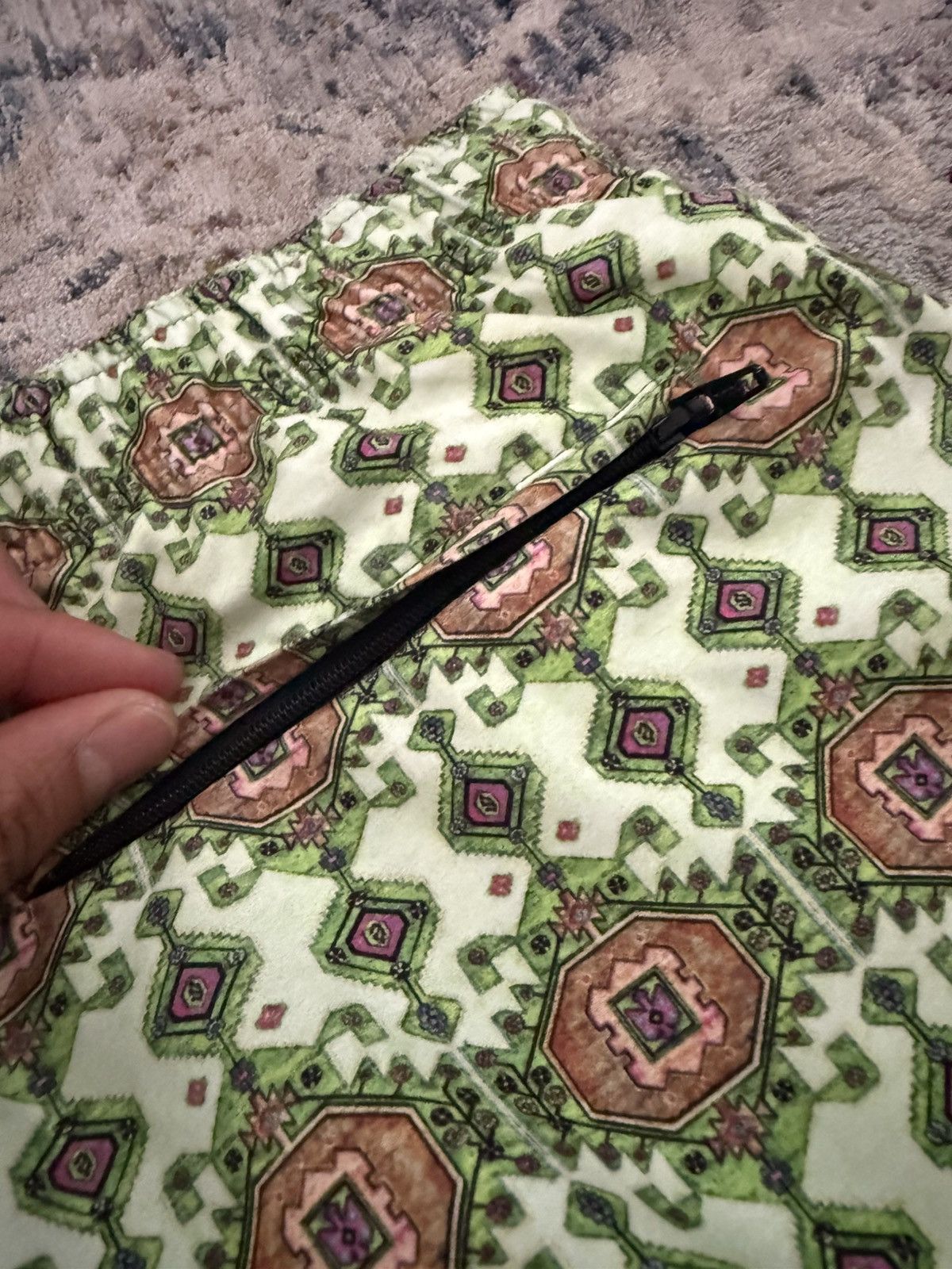Givenchy × Vintage Givenchy Persian Print Bermuda Swim Shorts Size 2XL Size US 34 / EU 50 - 6 Thumbnail