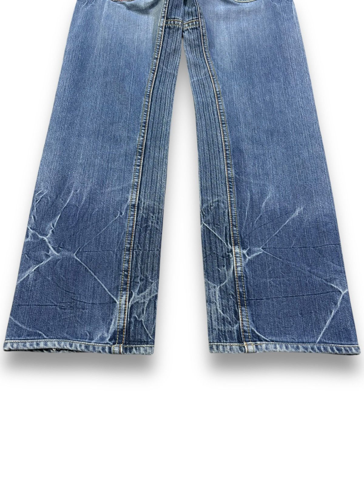 Japanese Brand Vintage Eternal Floral Cracked Washed Distressed Jeans Size US 30 / EU 46 - 13 Thumbnail