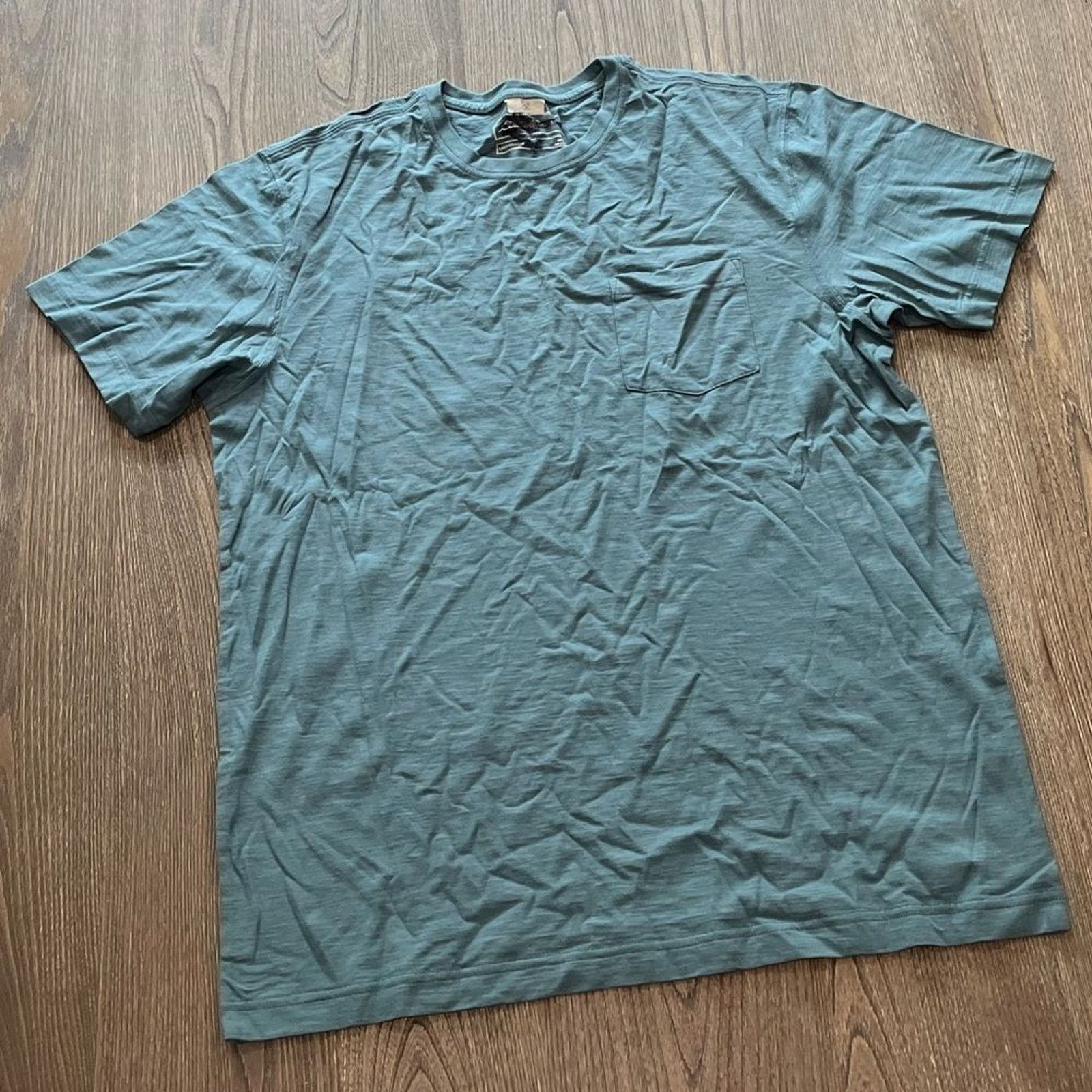 Eddie Bauer NWOT Eddie Bauer Legendwash Teal Crew Neck T-Shirt Size M Size US M / EU 48-50 / 2 - 1 Thumbnail