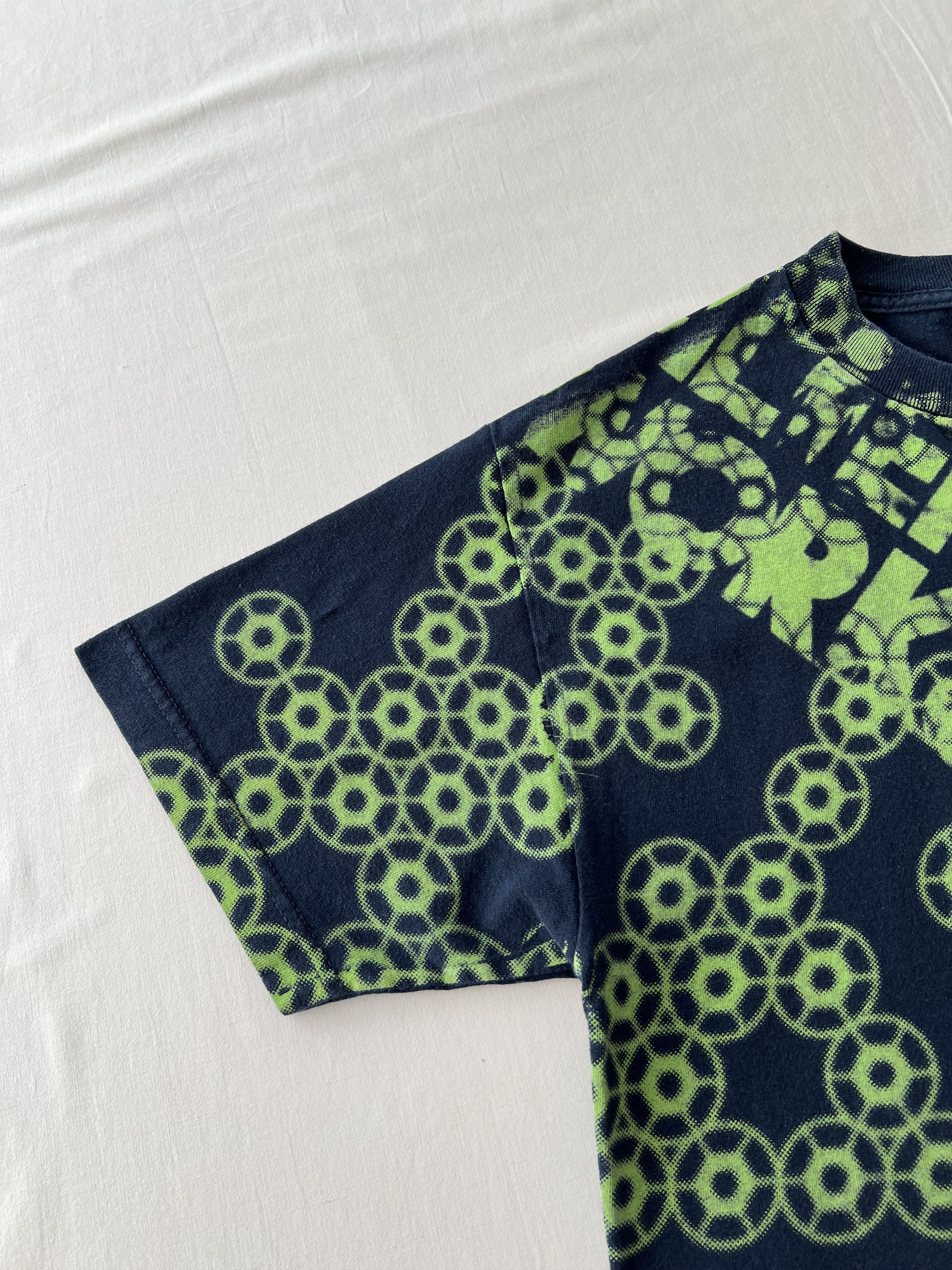 Alien Workshop Vintage 2000s Alien Workshop Skateboards Pocket T-shirt Size US M / EU 48-50 / 2 - 9 Thumbnail
