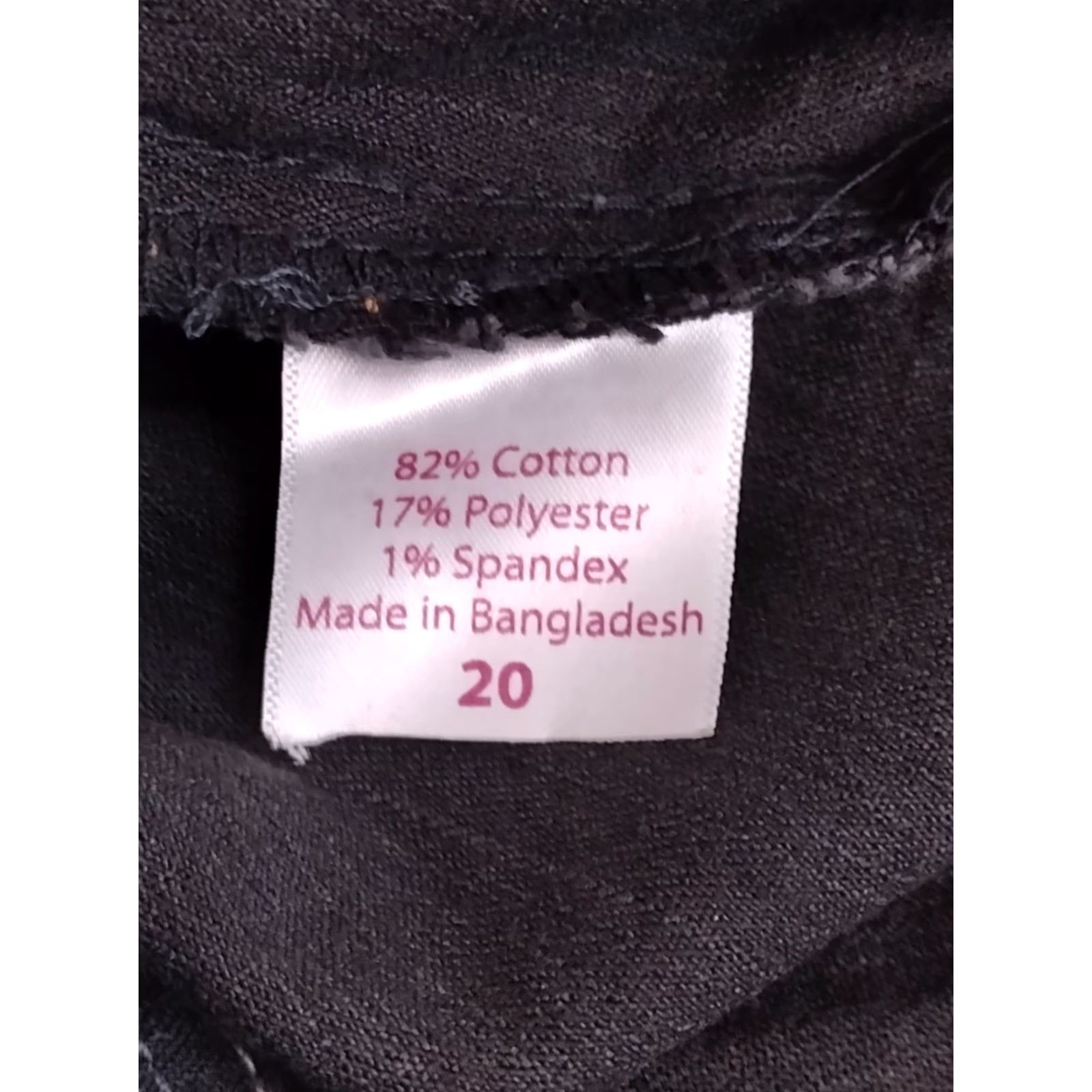 Vintage F&F Jeans Women's 20 Black Dark Wash Mid Rise Skinny Capri Jeans Size 42" / US 20 - 6 Thumbnail
