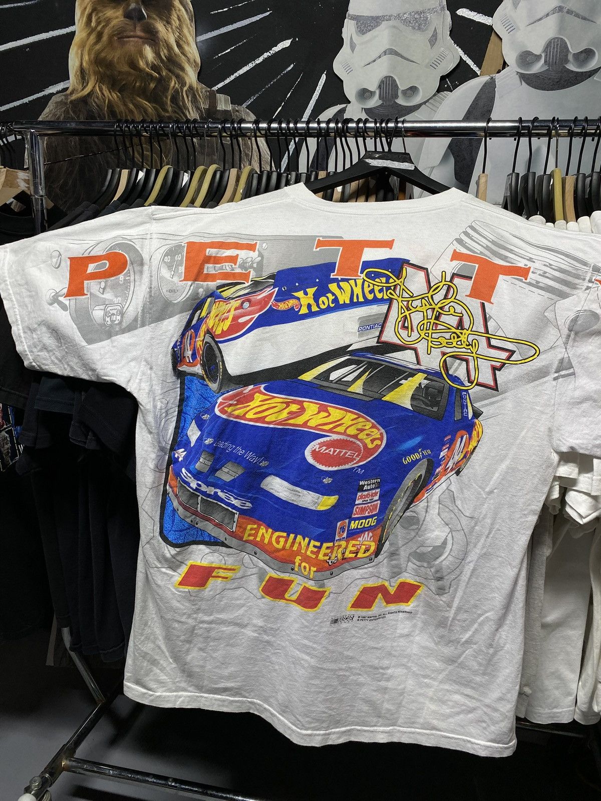Vintage Vintage 90’s Nascar Hot Wheels T-Shirt Rare Adult Size 2XL Size US XXL / EU 58 / 5 - 2 Thumbnail