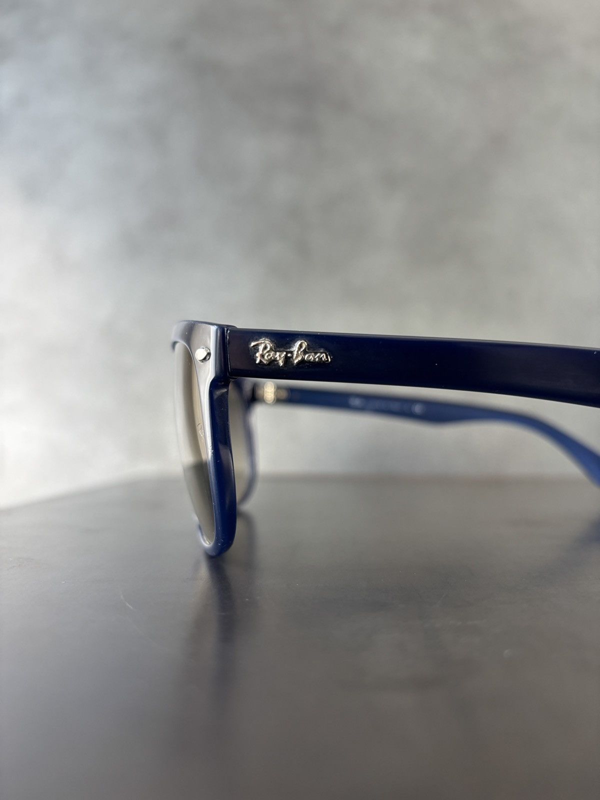 RayBan Ray-Ban Sunglasses RB4147 Made in Italy Blue Sport Boyfriend Size ONE SIZE - 24 Thumbnail